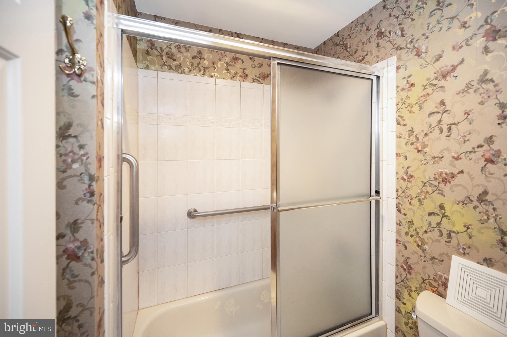 FOX POINT - Residential