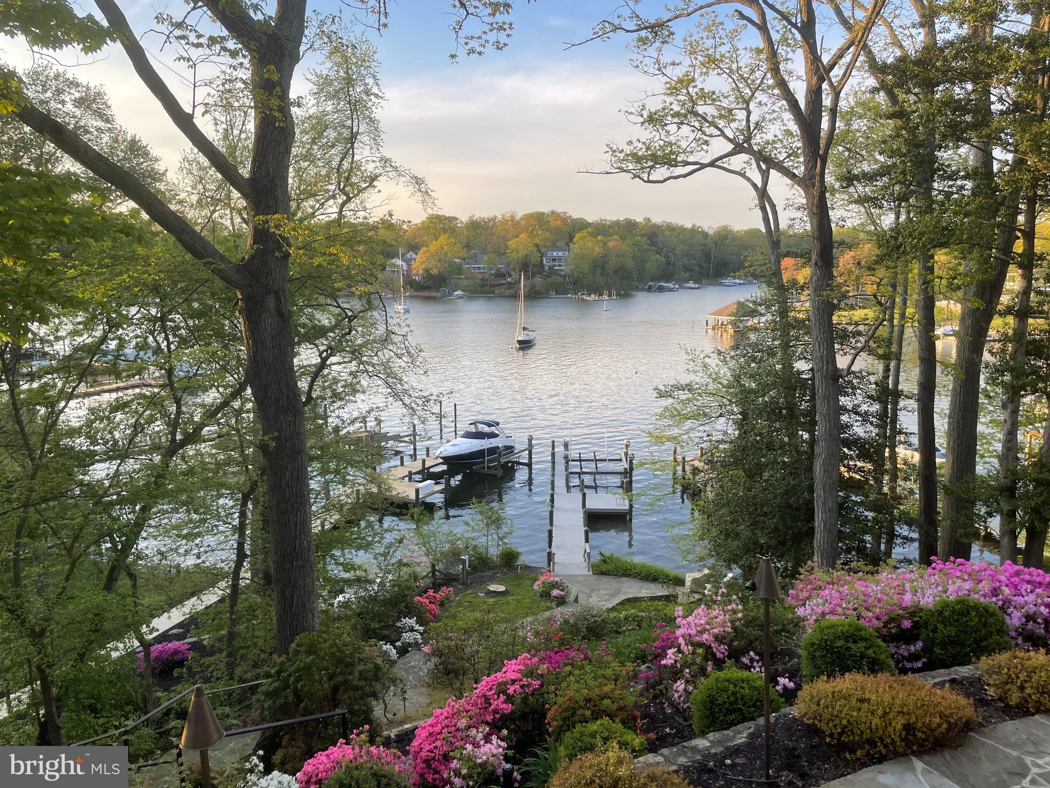 LINSTEAD ON THE SEVERN - Residential