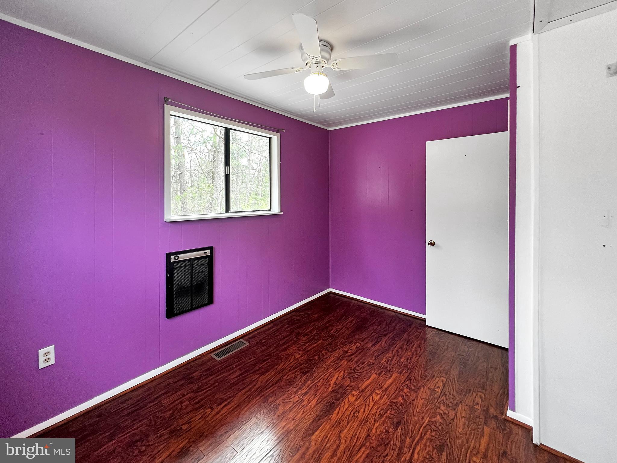 GLENWOOD FOREST - Residential