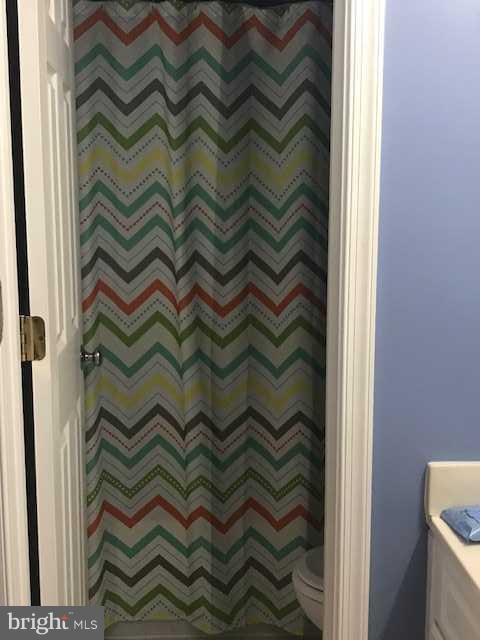 WINDING CREEK ESTATES - Residential Lease