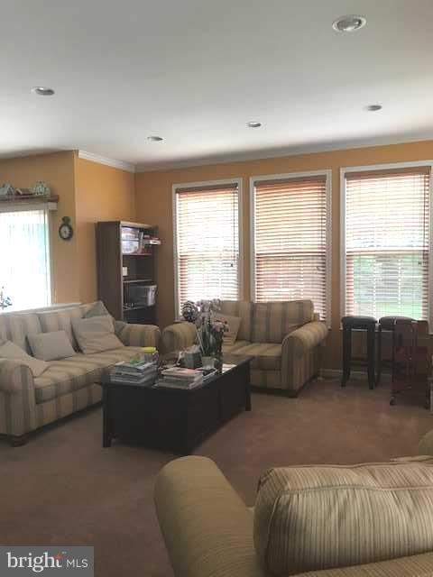 WINDING CREEK ESTATES - Residential Lease