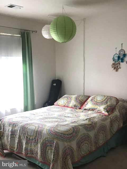 WINDING CREEK ESTATES - Residential Lease