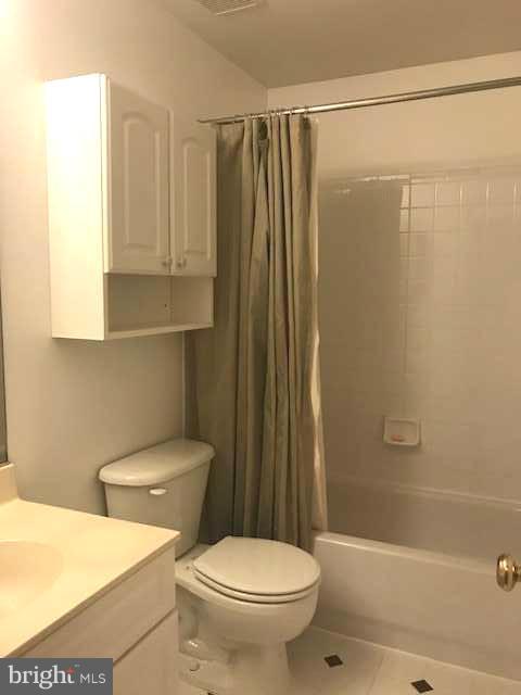 WINDING CREEK ESTATES - Residential Lease