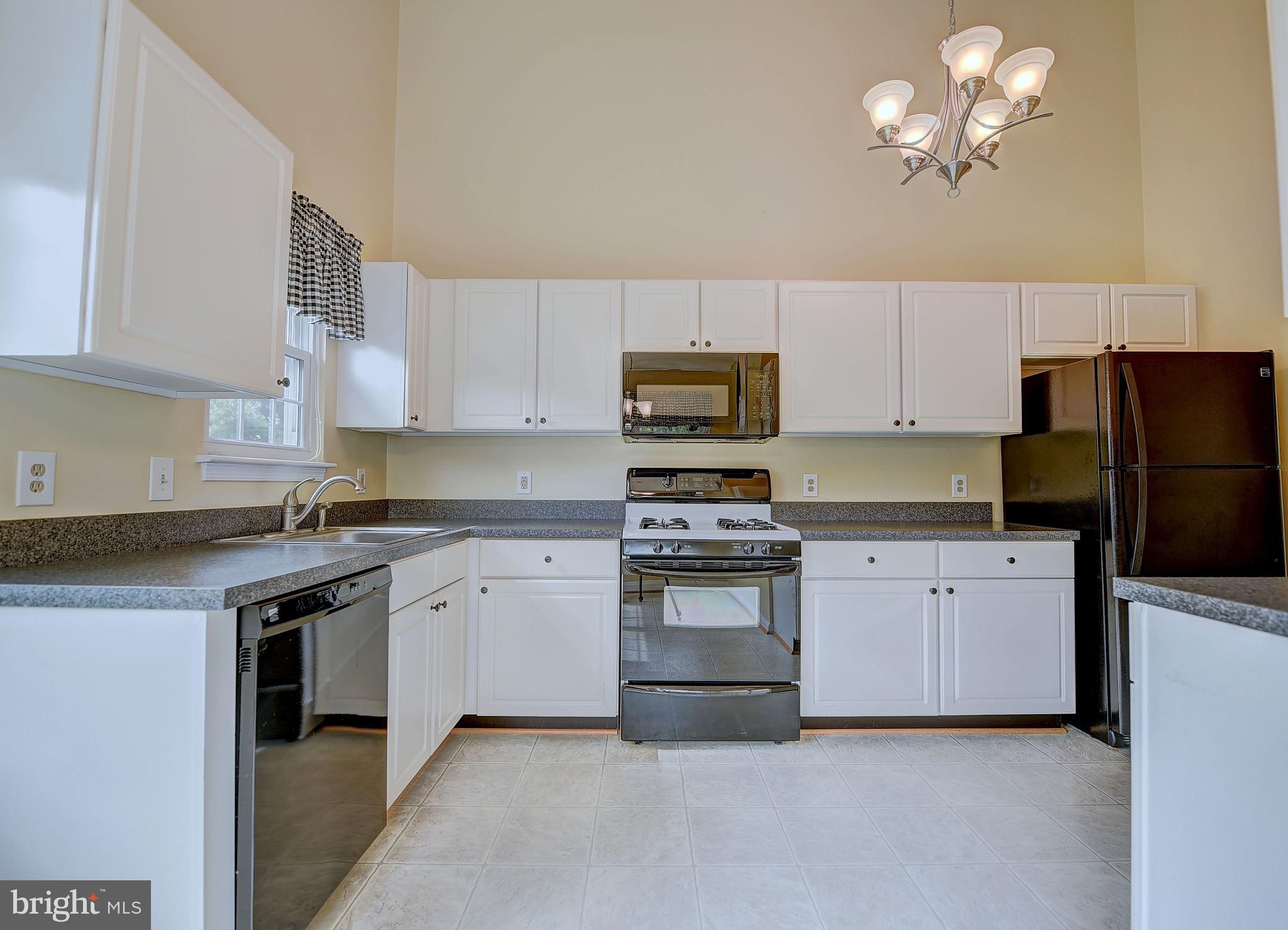 TAYLOR RIDGE - Residential Lease