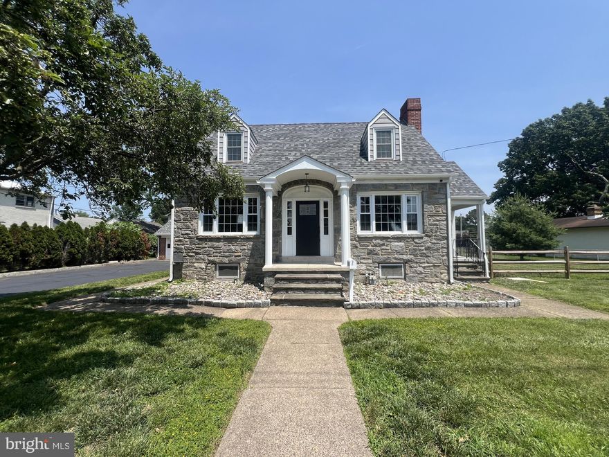 Welcome to 220 Kossuth Avenue, a beautifully maintained 3-bedroom, 1.5-bath Cape Cod nestled on a quiet, tree-lined street. This delightful home offers a perfect blend of character and modern comfort. Step inside to find a bright, inviting living space, an updated eat-in kitchen, and spacious bedrooms with ample closet space. A convenient main-floor bedroom and powder room add versatility and ease of living.

Enjoy the added bonus of a detached 2-car garage, perfect for parking, storage, or a workshop. The fenced backyard provides a private area for relaxing, entertaining, or gardening. Located in the desirable Ridley School District, with easy access to shopping, parks, major routes, and public transportation.

Don’t miss your opportunity to own a well-cared-for home in a wonderful neighborhood!