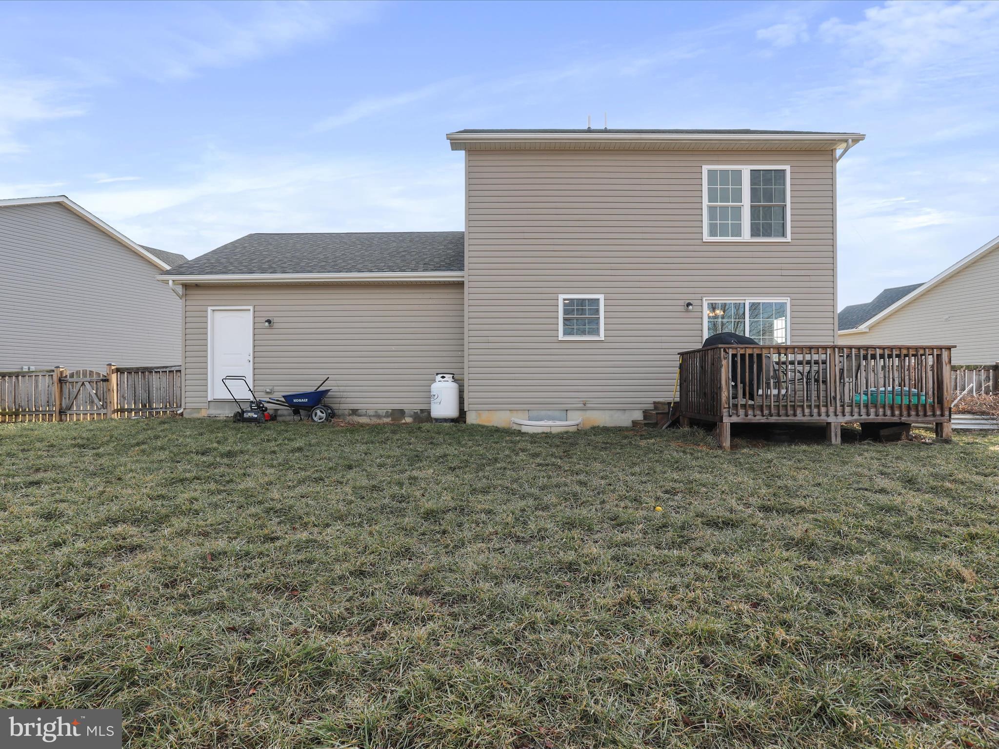 PEBBLE RIDGE - Residential