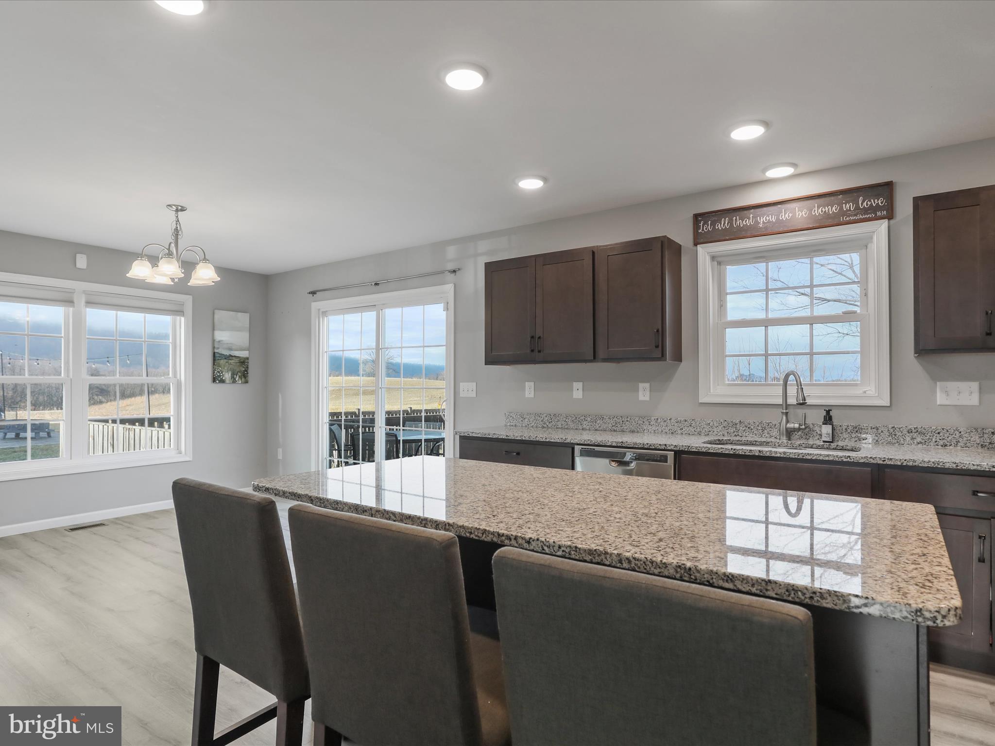 PEBBLE RIDGE - Residential