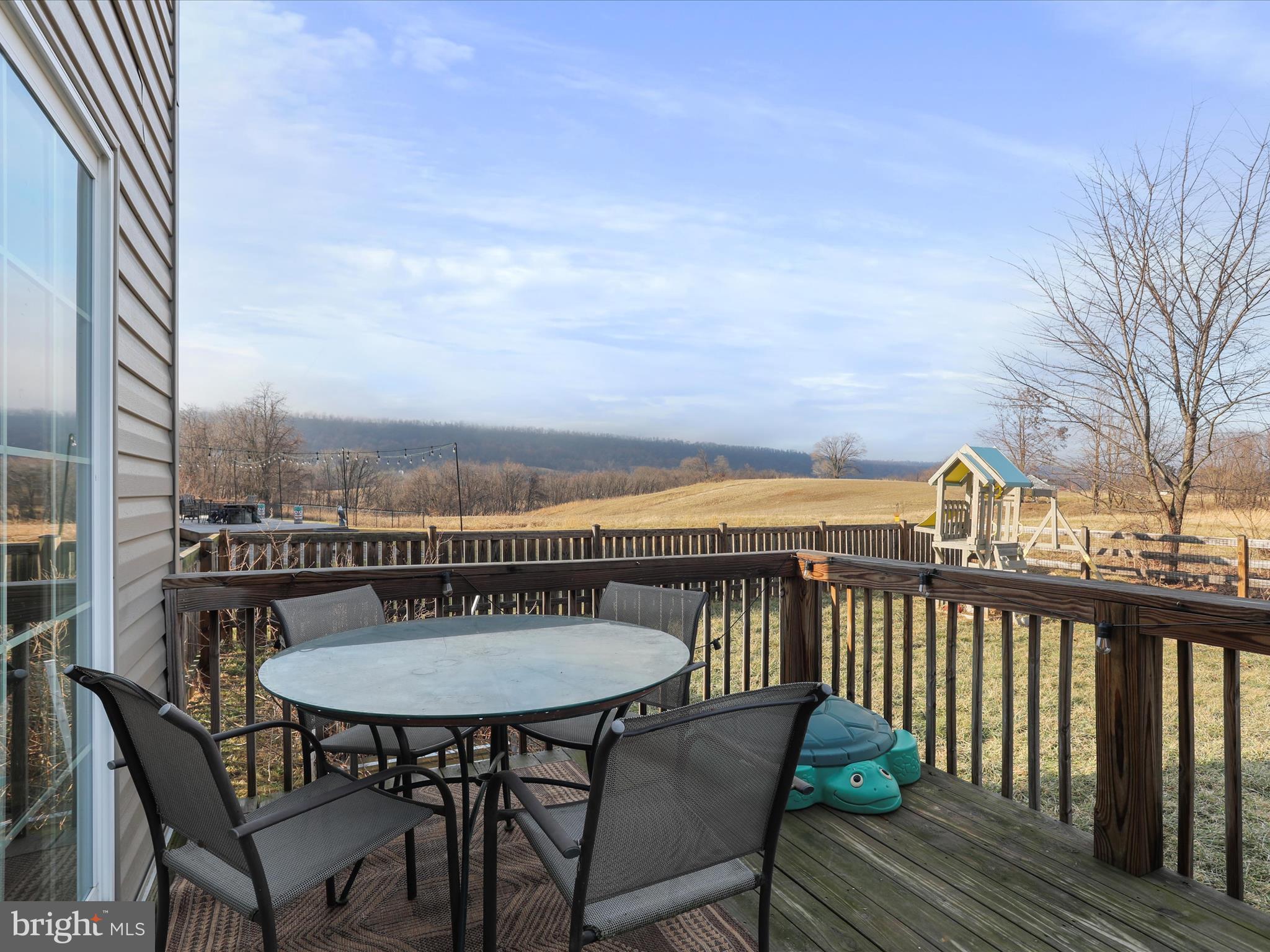 PEBBLE RIDGE - Residential