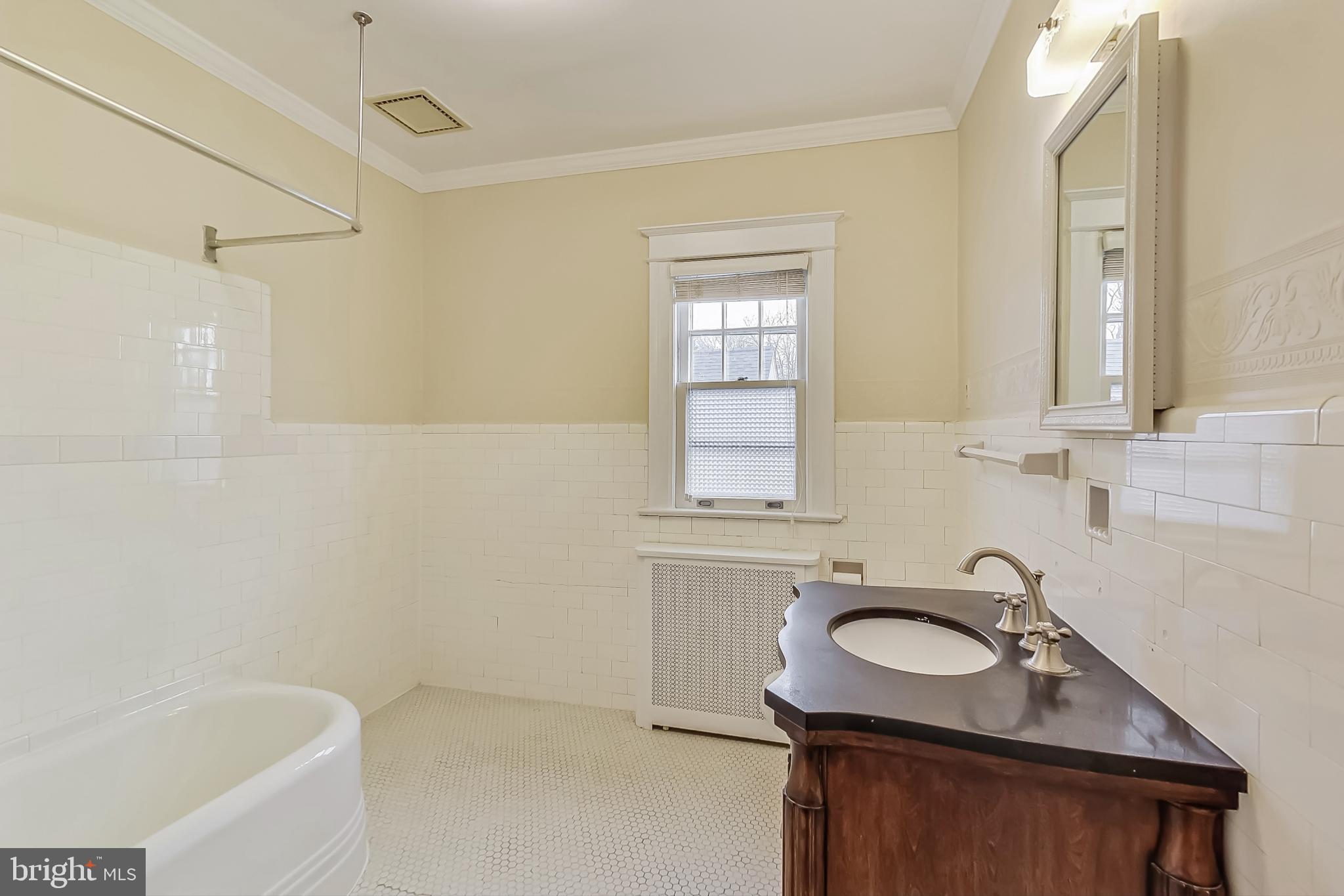 WEST CHEVY CHASE HEIGHTS - Residential Lease