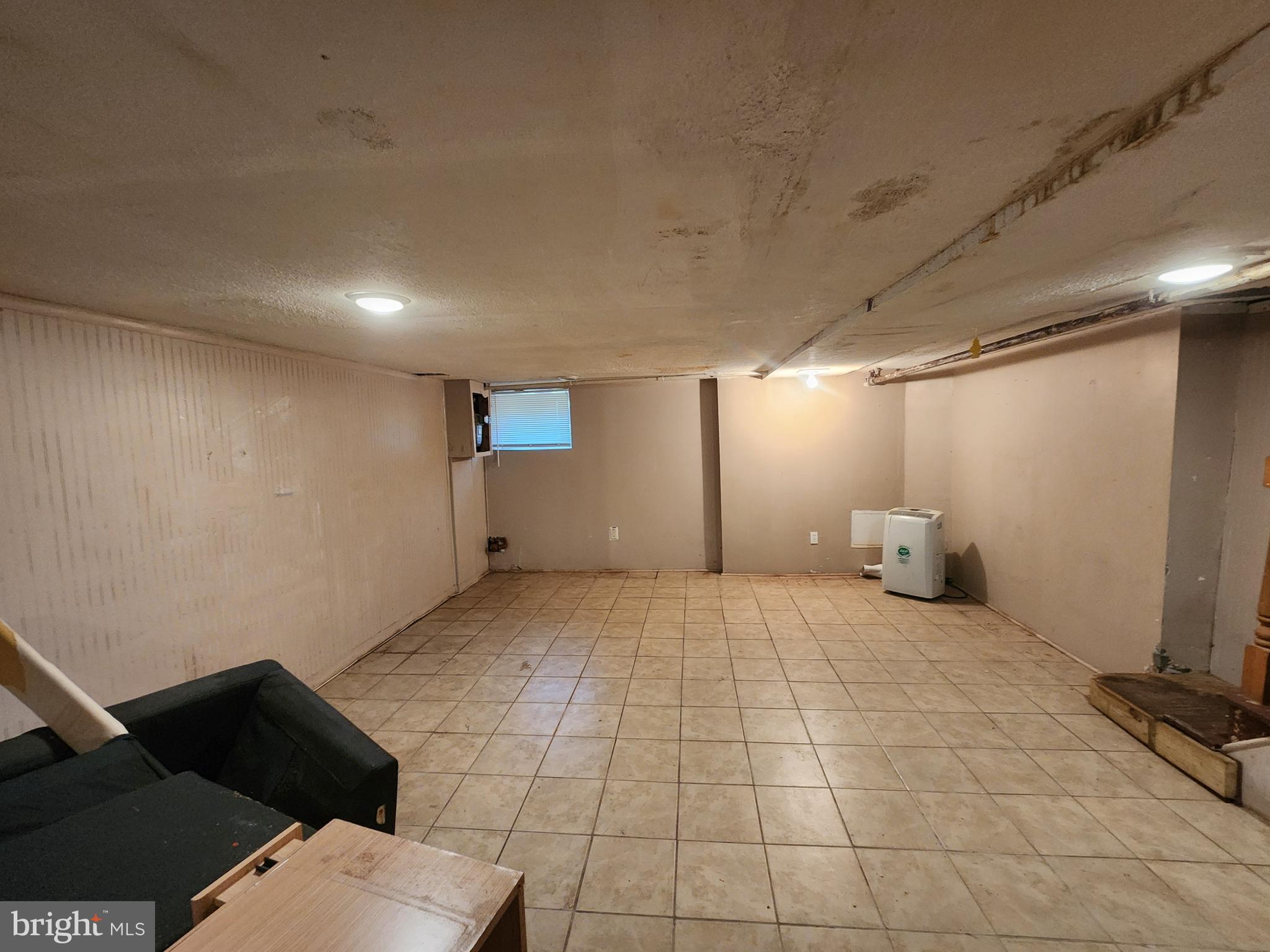 ARLINGTON - Residential