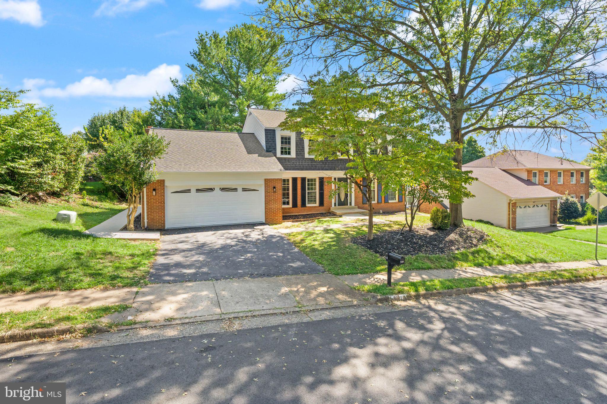 6121 WINNEPEG DRIVE