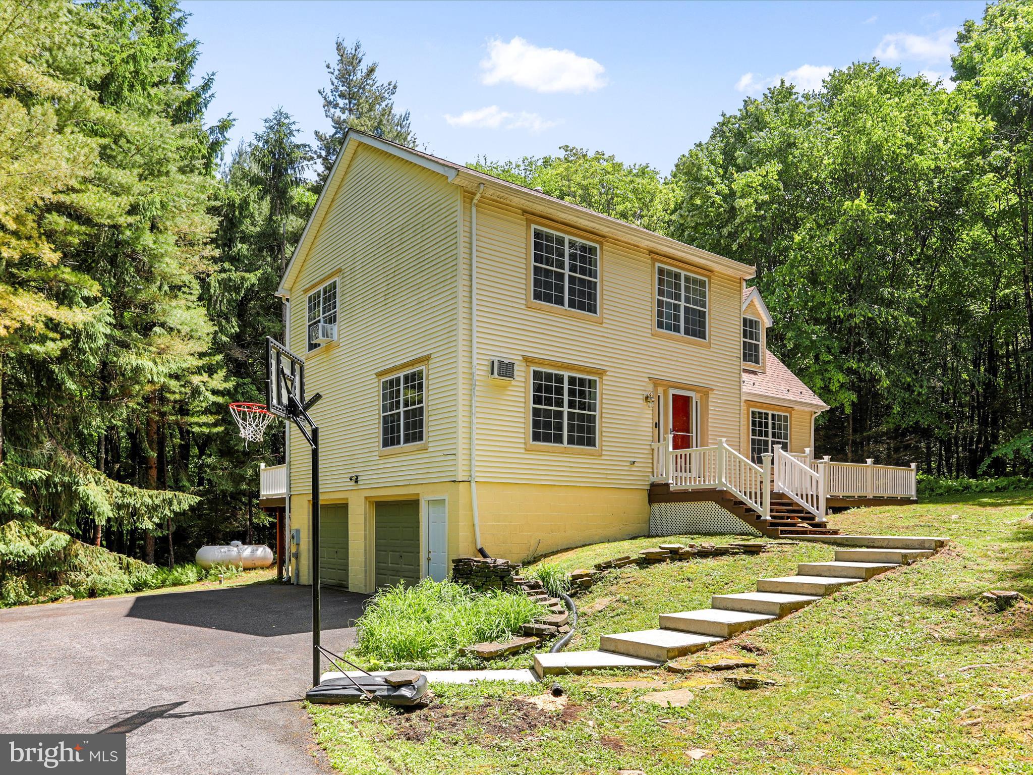 BLUELICK COMMONS - Residential