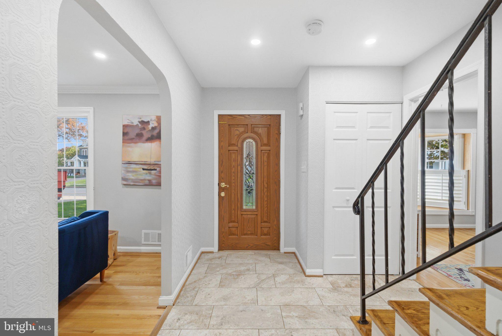 2022 LABRADOR LANE