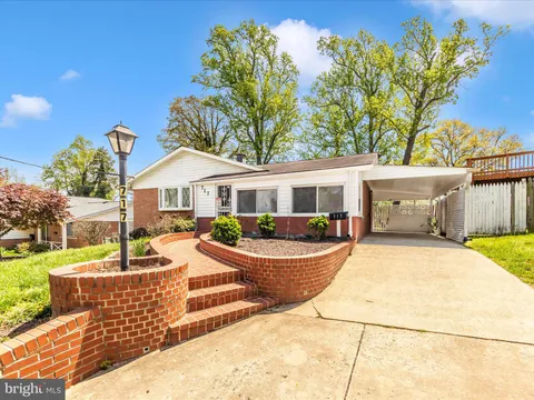 717 Lowander Lane, Silver Spring, MD MLS: MDMC2170758