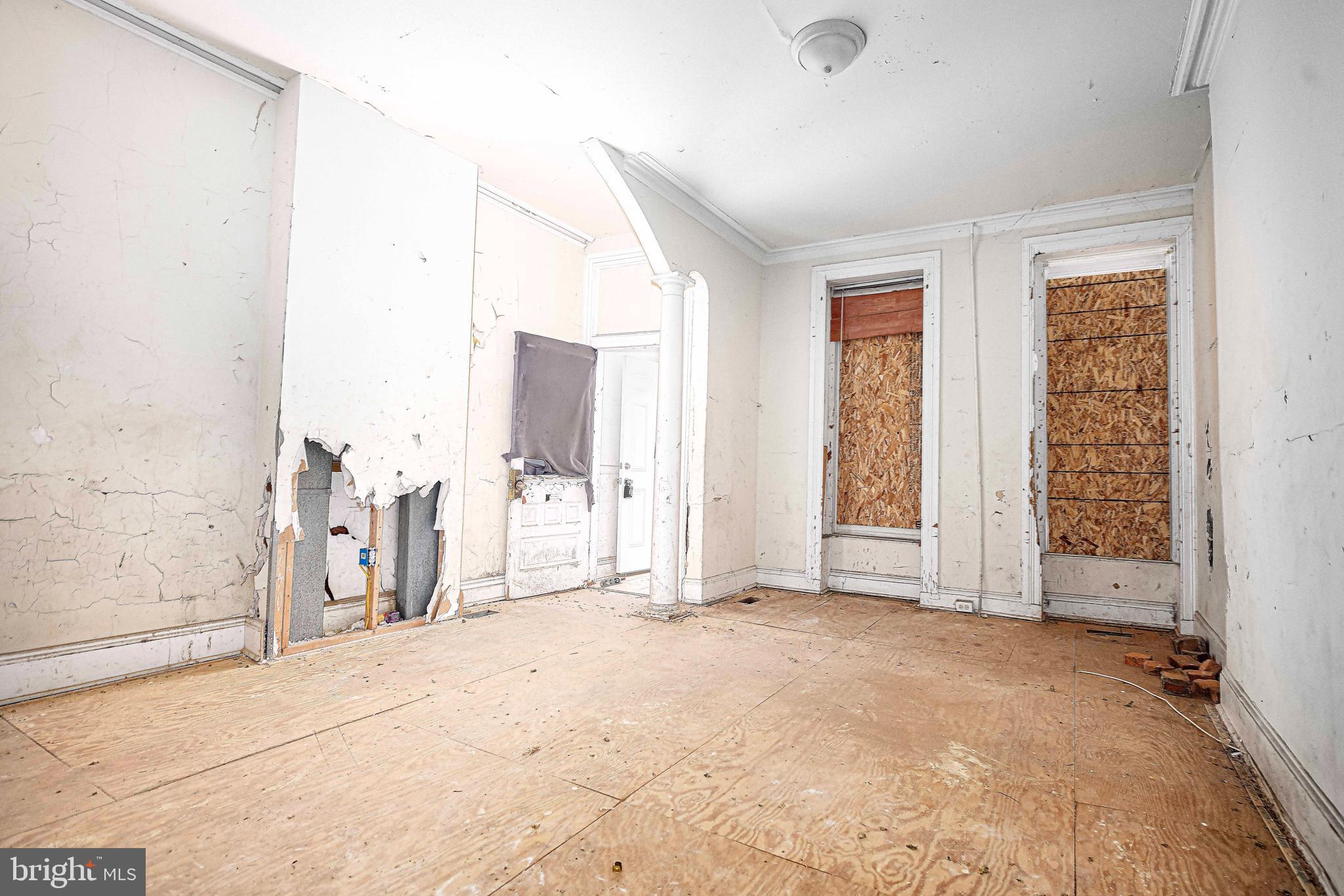 SANDTOWN-WINCHESTER - Residential