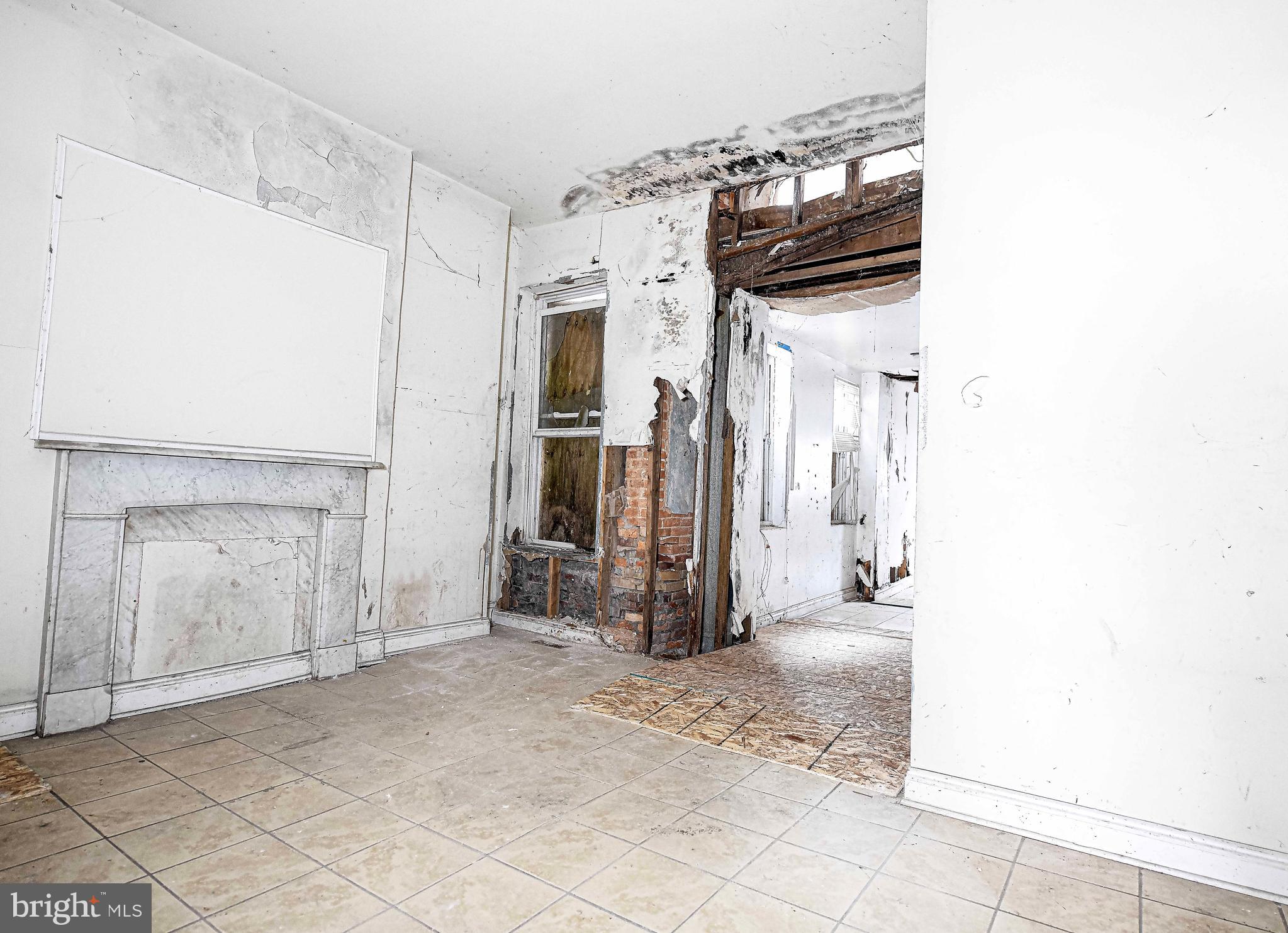 SANDTOWN-WINCHESTER - Residential
