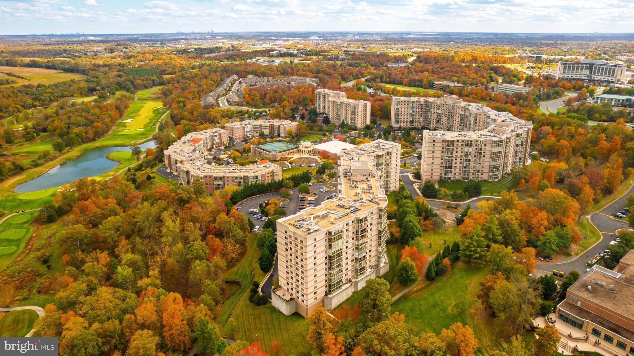 RIVERVIEW AT LANSDOWNE WOODS - Residential