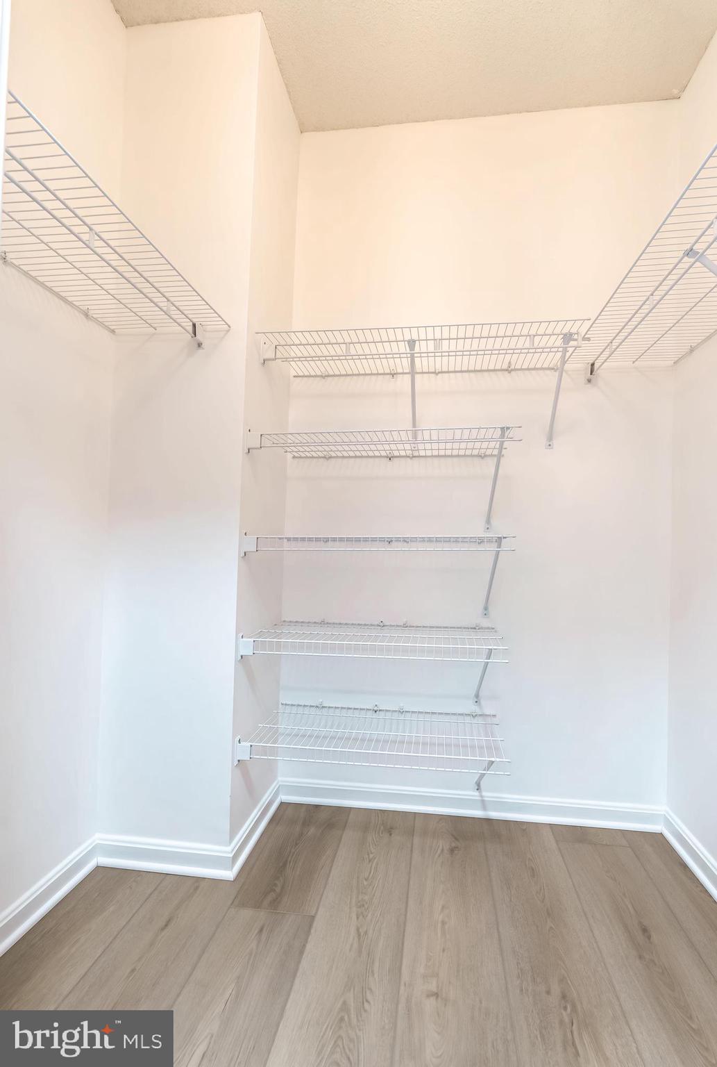 RIVERVIEW AT LANSDOWNE WOODS - Residential