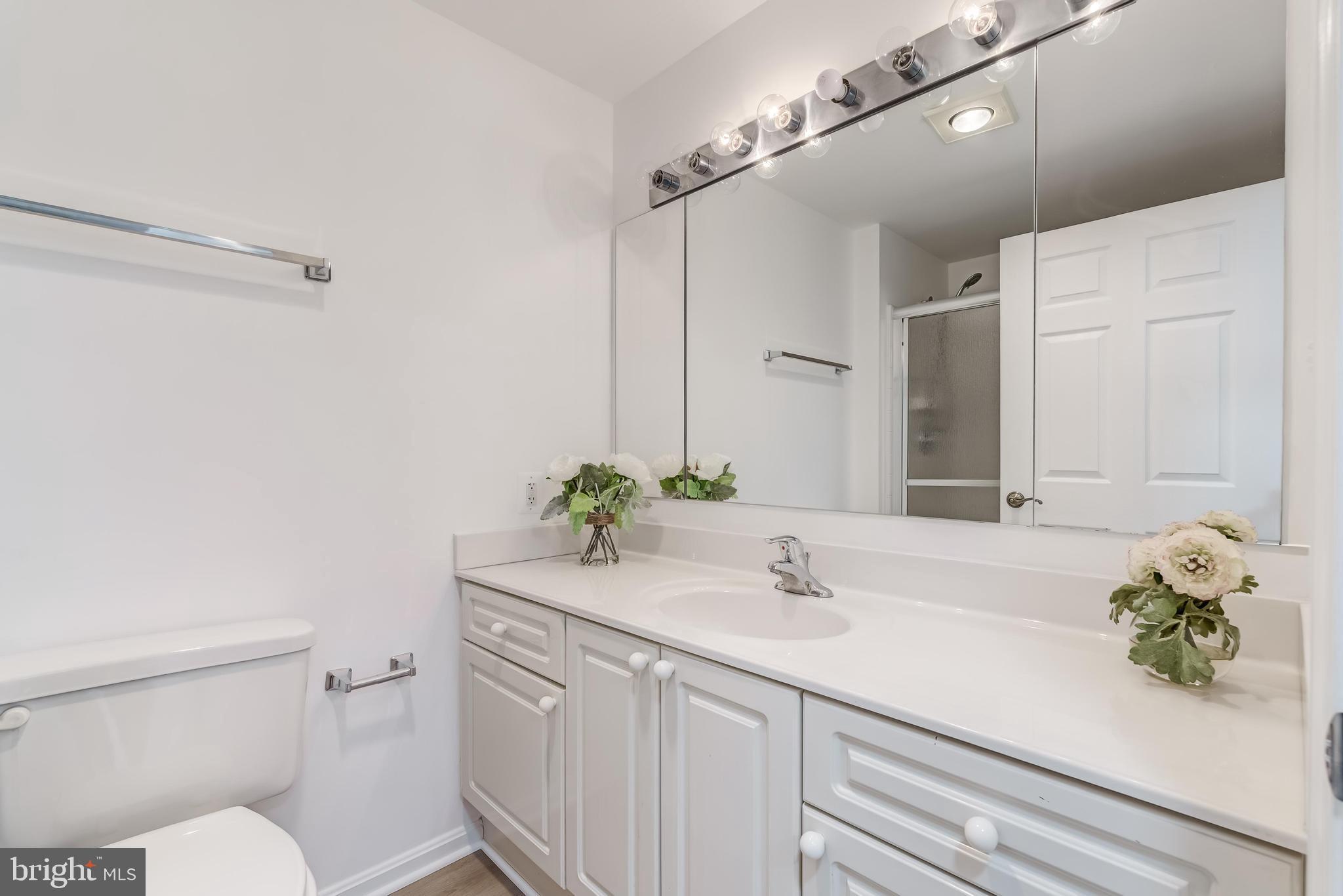 RIVERVIEW AT LANSDOWNE WOODS - Residential