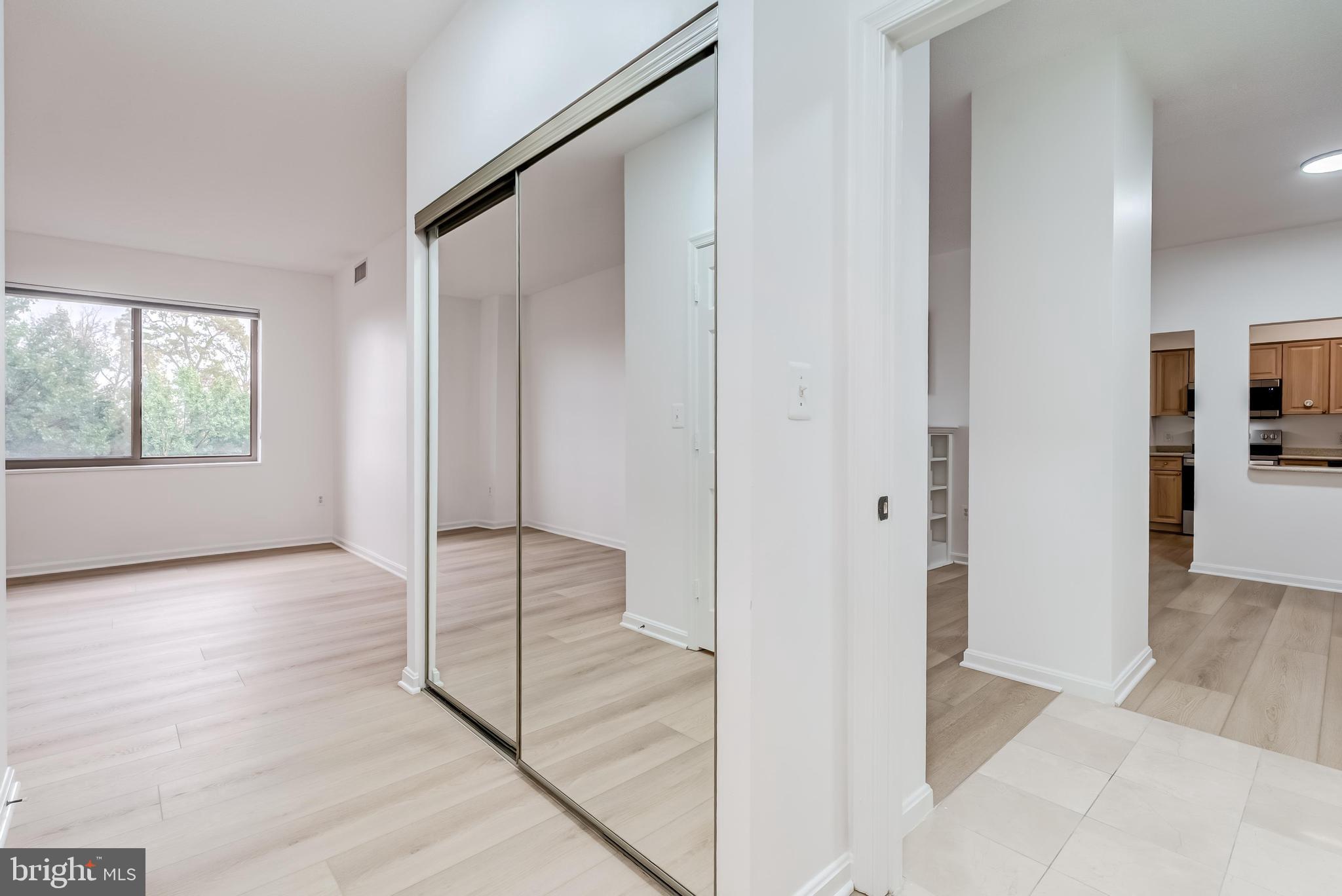 RIVERVIEW AT LANSDOWNE WOODS - Residential