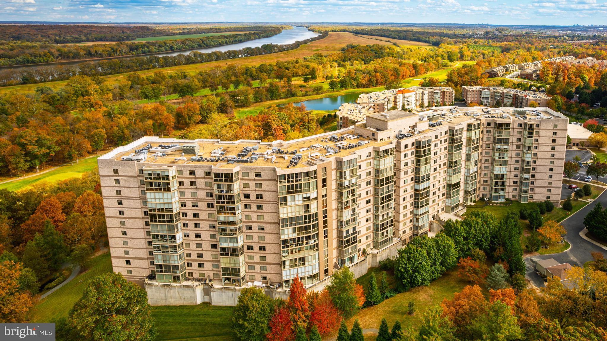 RIVERVIEW AT LANSDOWNE WOODS - Residential
