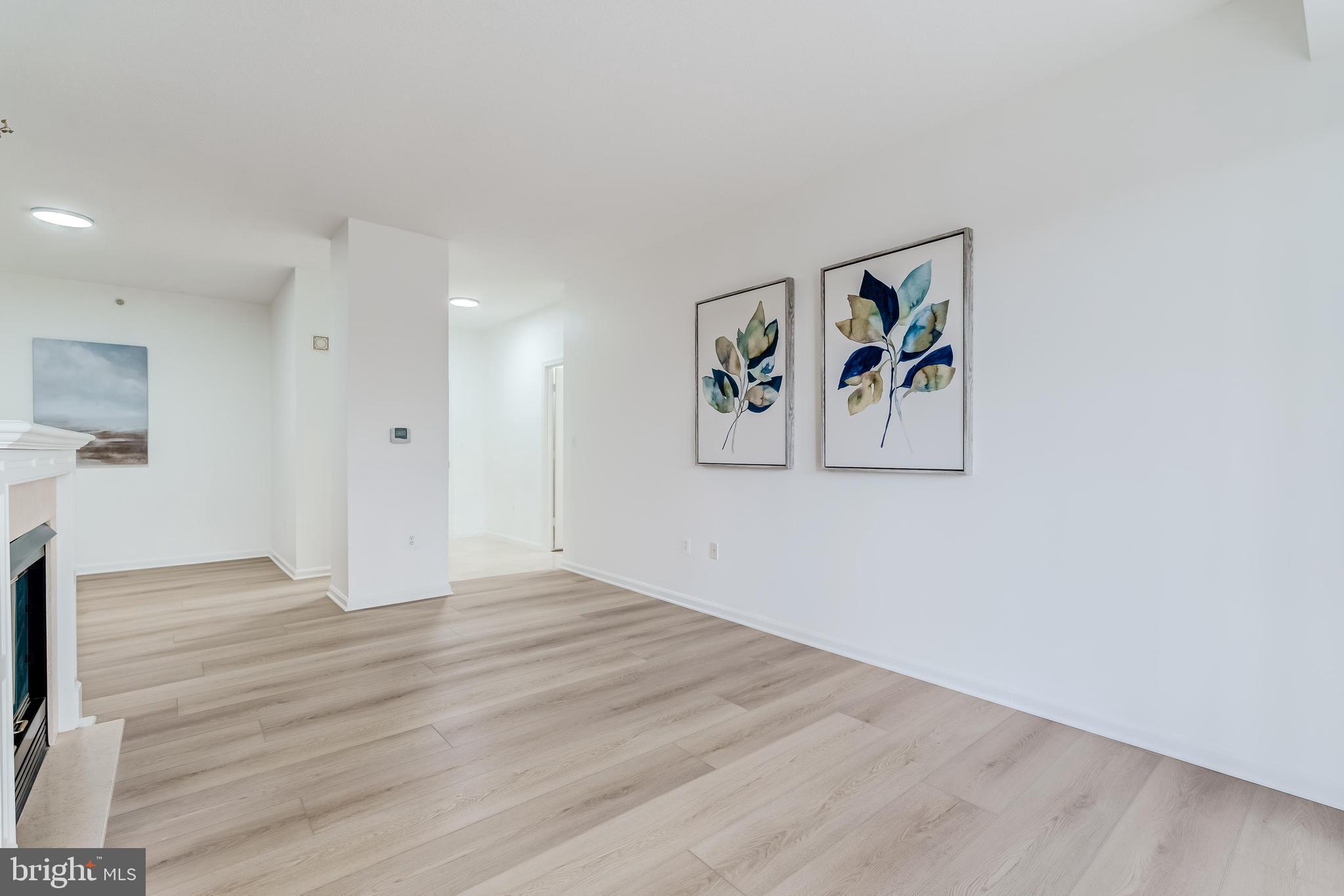 RIVERVIEW AT LANSDOWNE WOODS - Residential