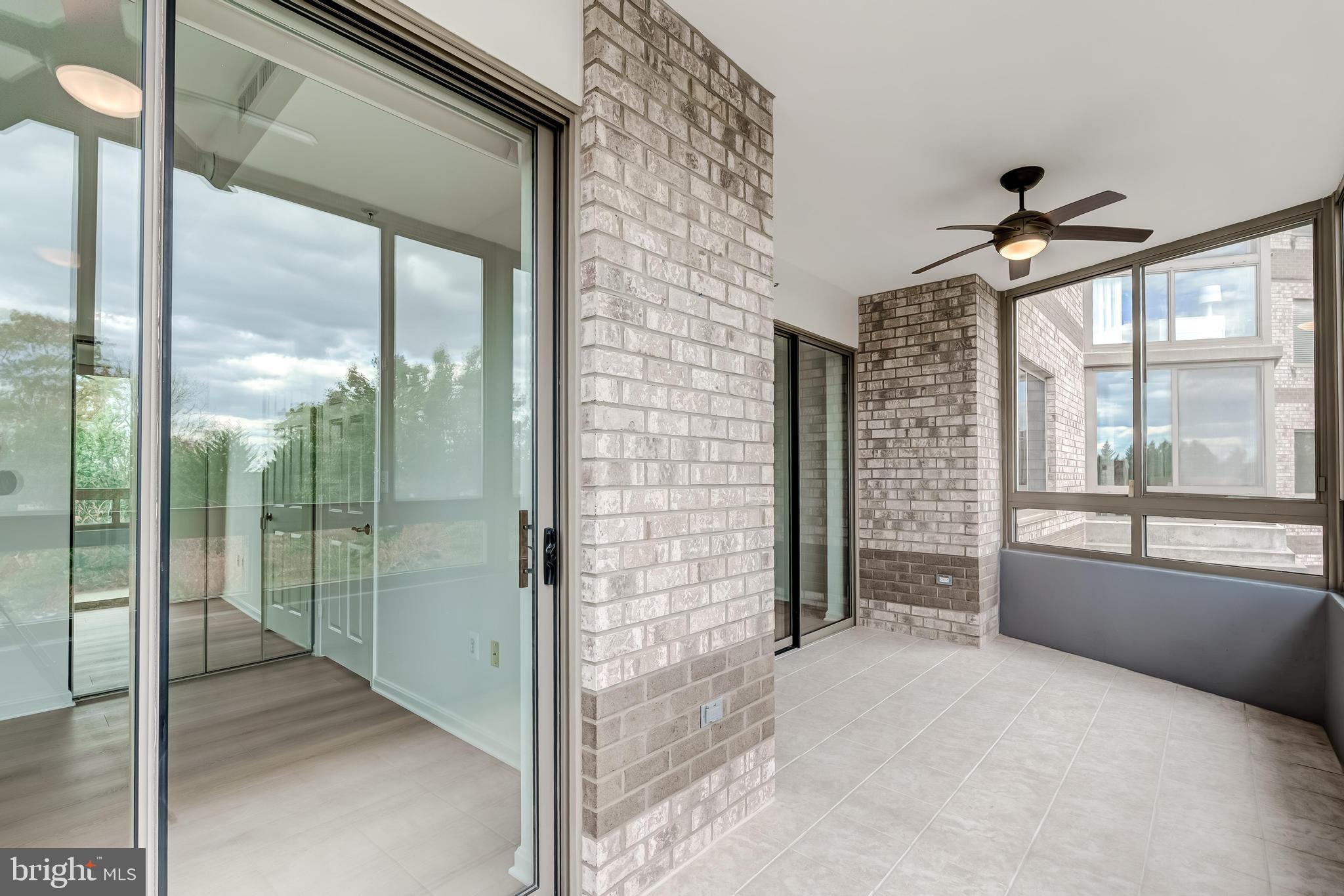 RIVERVIEW AT LANSDOWNE WOODS - Residential