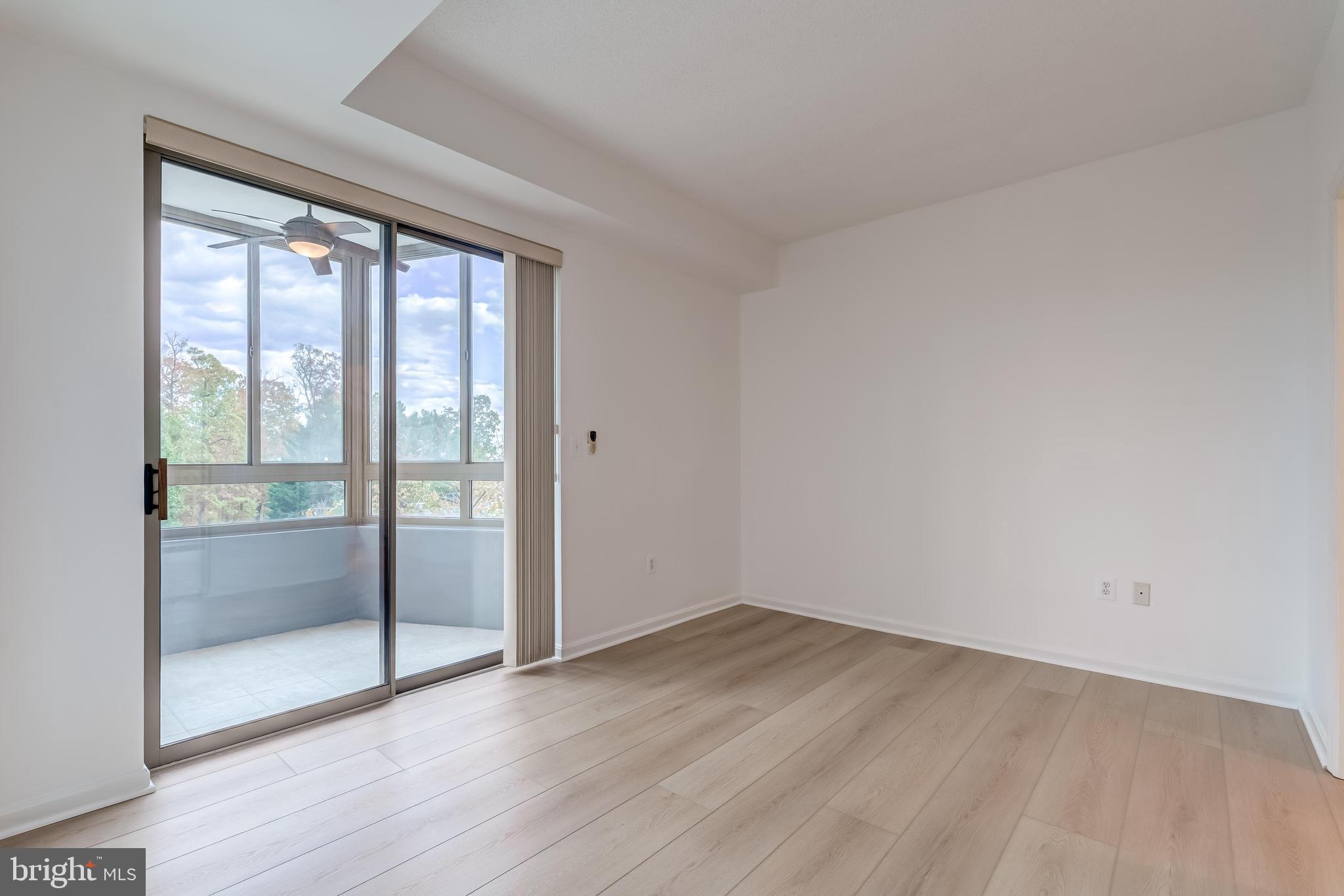 RIVERVIEW AT LANSDOWNE WOODS - Residential