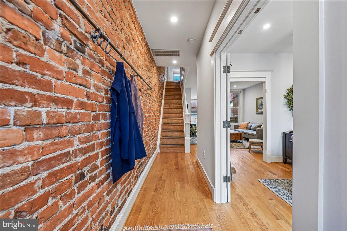 1328 G STREET SE