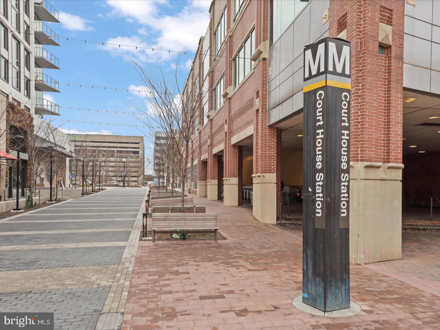 CIRCLE - Residential