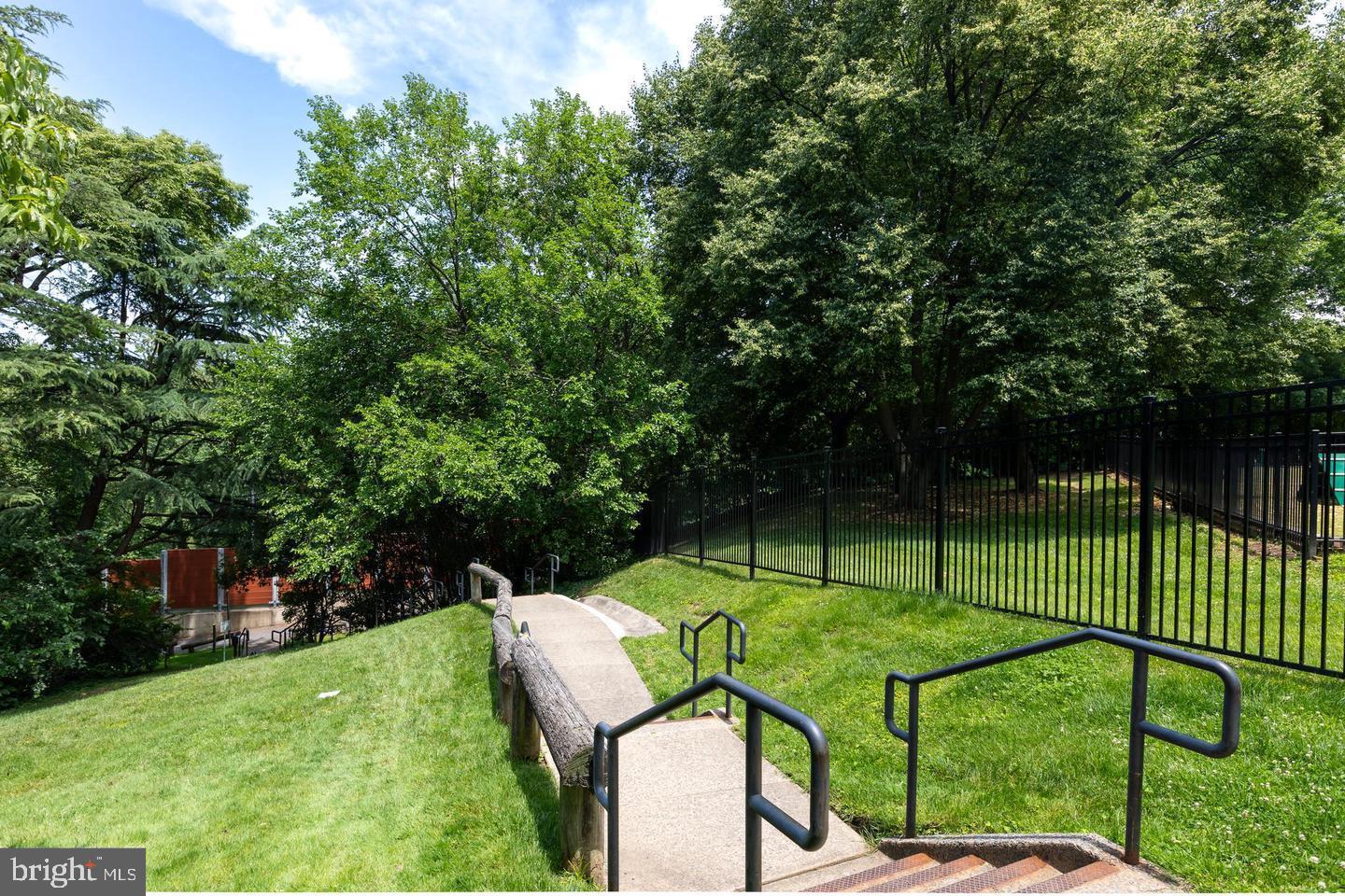 CIRCLE - Residential