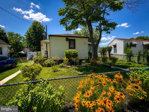 Homes For Sale - 125 Roosevelt Avenue<br/> Camden County, MOUNT EPHRAIM, NJ 08059