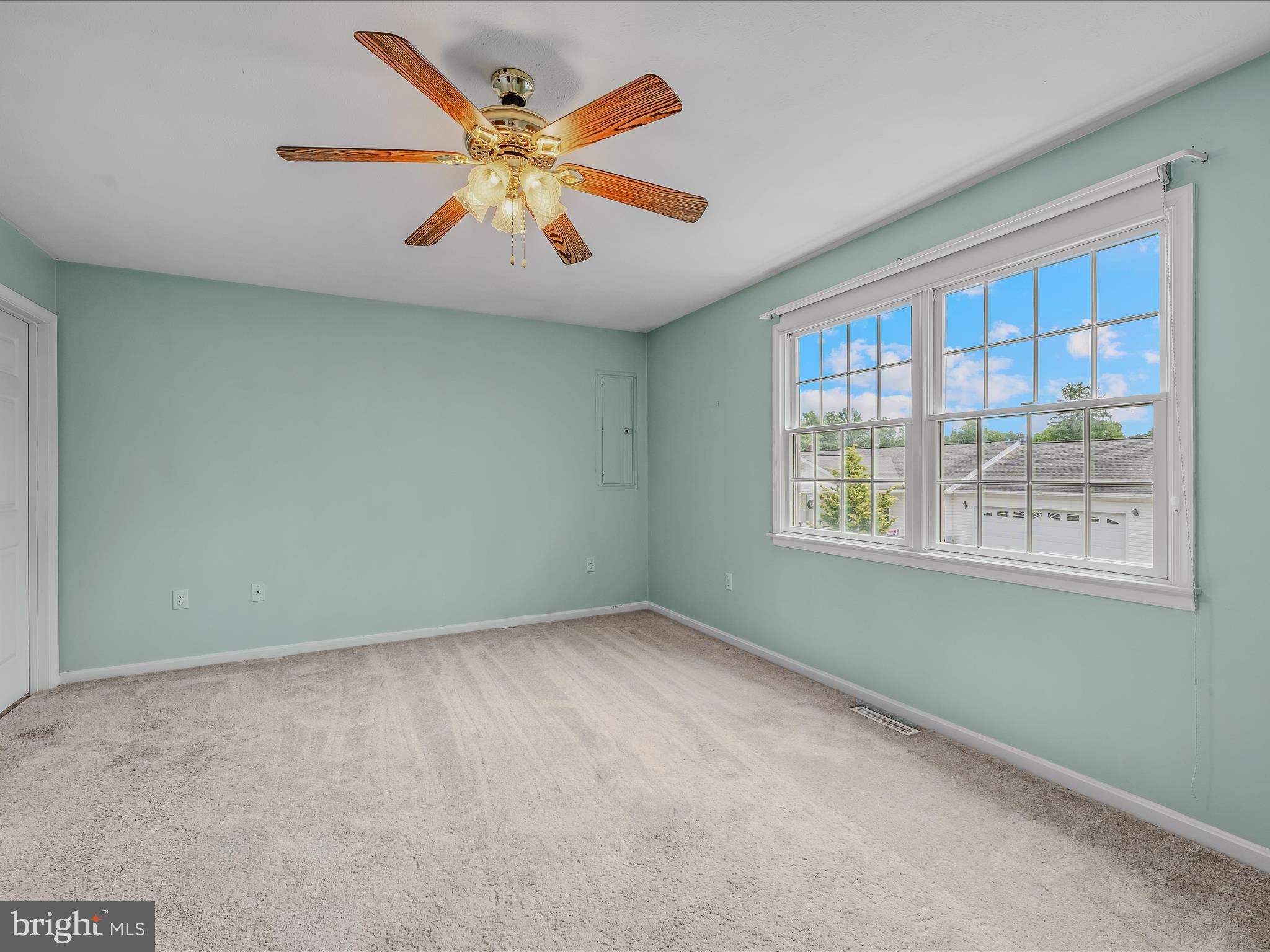 MORGAN TERRACE - Residential