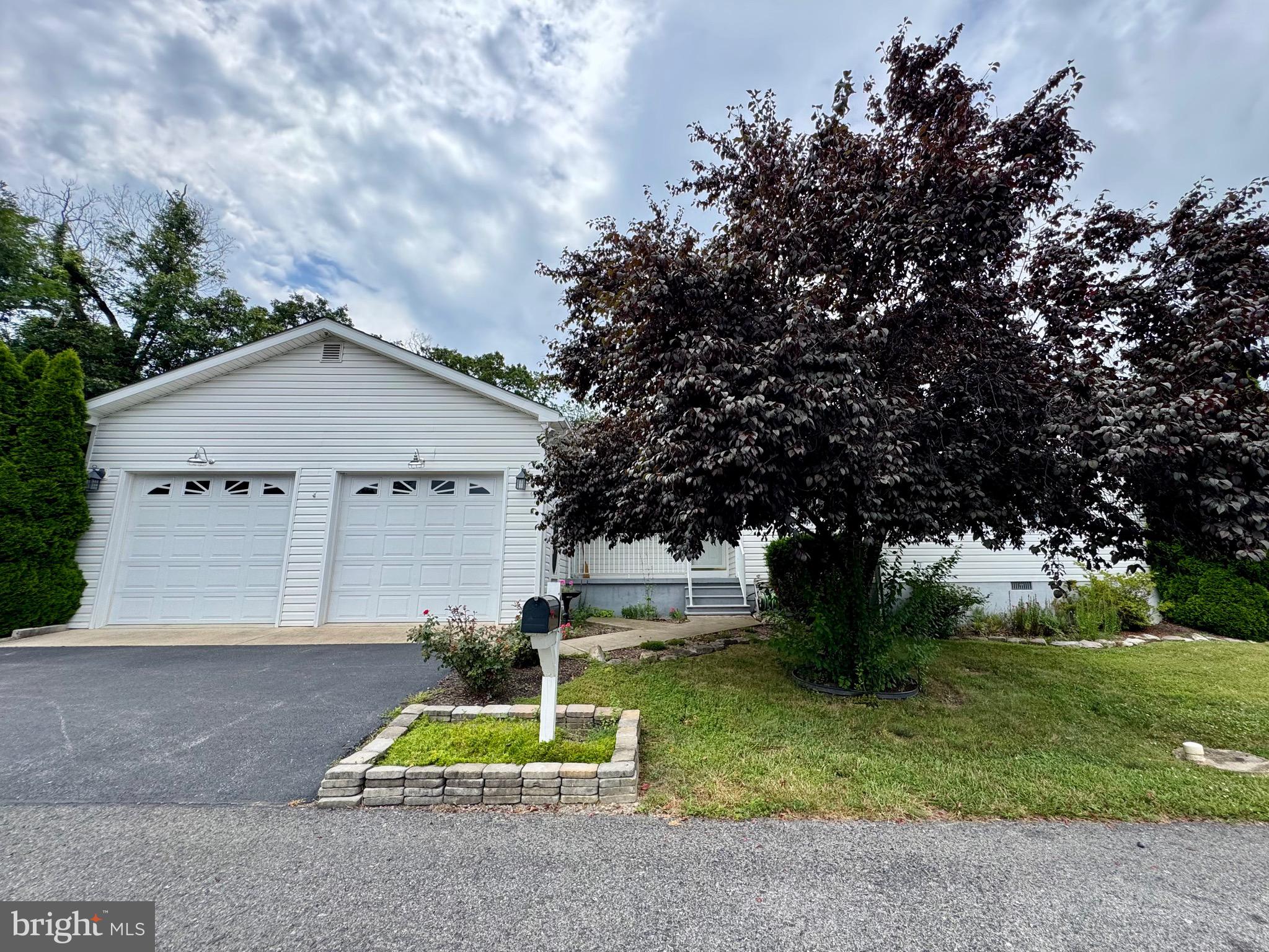 7 UNITED MORGAN DRIVE