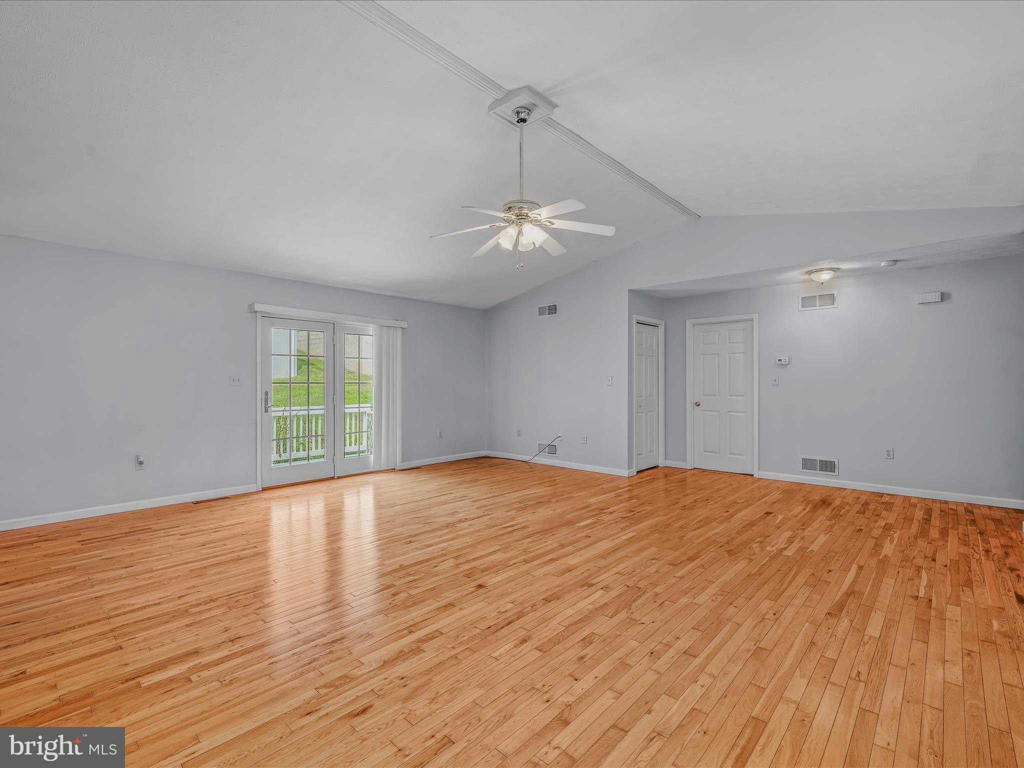 MORGAN TERRACE - Residential