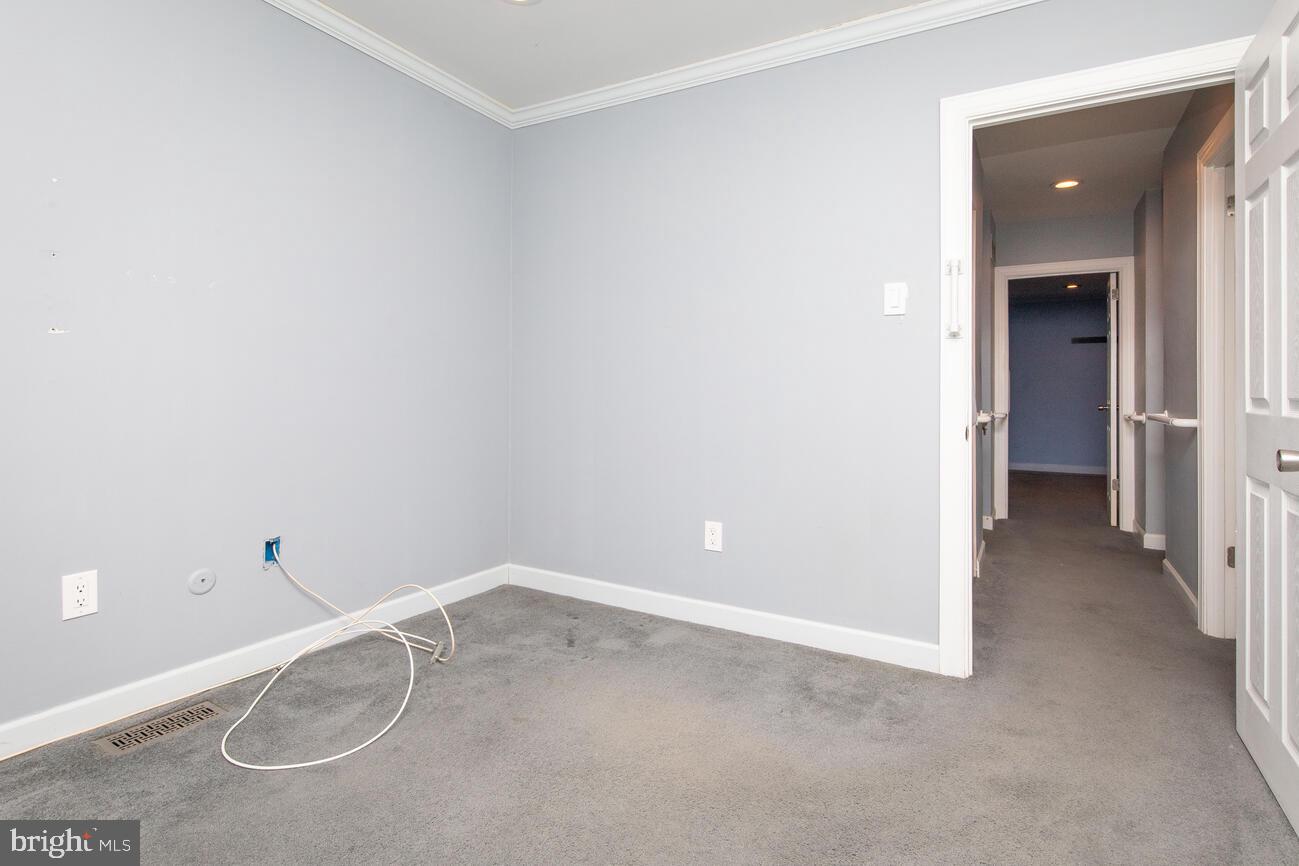 STONY BROOK - Residential