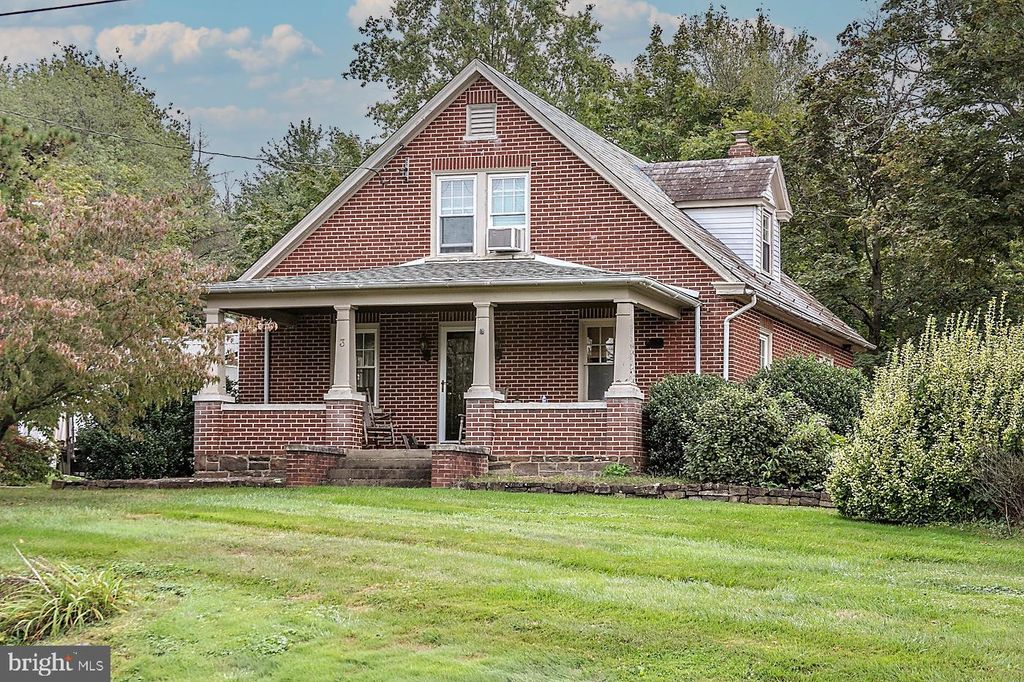 Photo of 3 S Hamilton Avenue, BLOOMING GLEN, PA 18911 (MLS # PABU2106980)