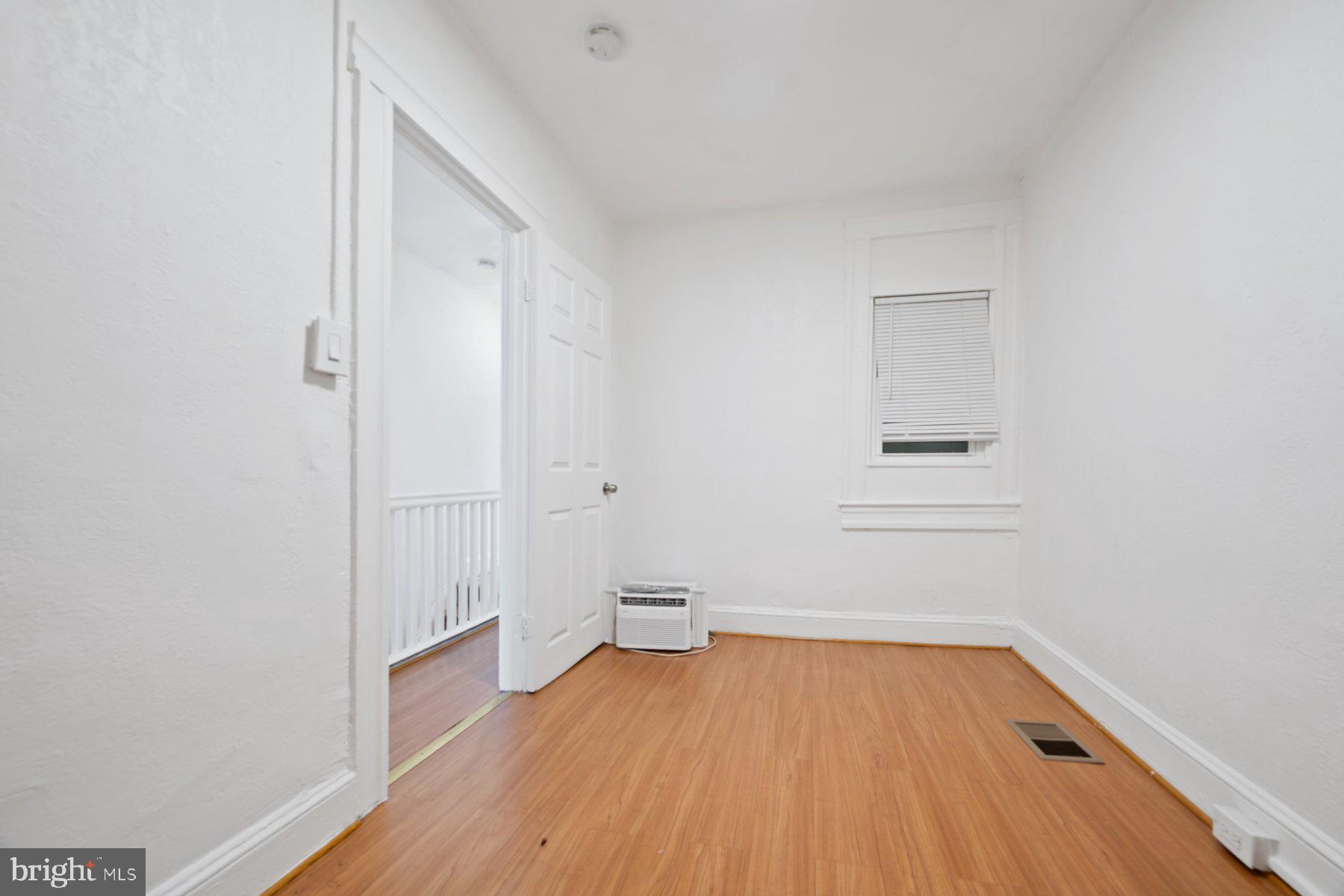 SHIPLEY HILL - Residential