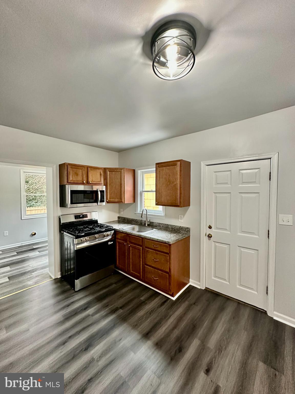 LANCASTER - Residential