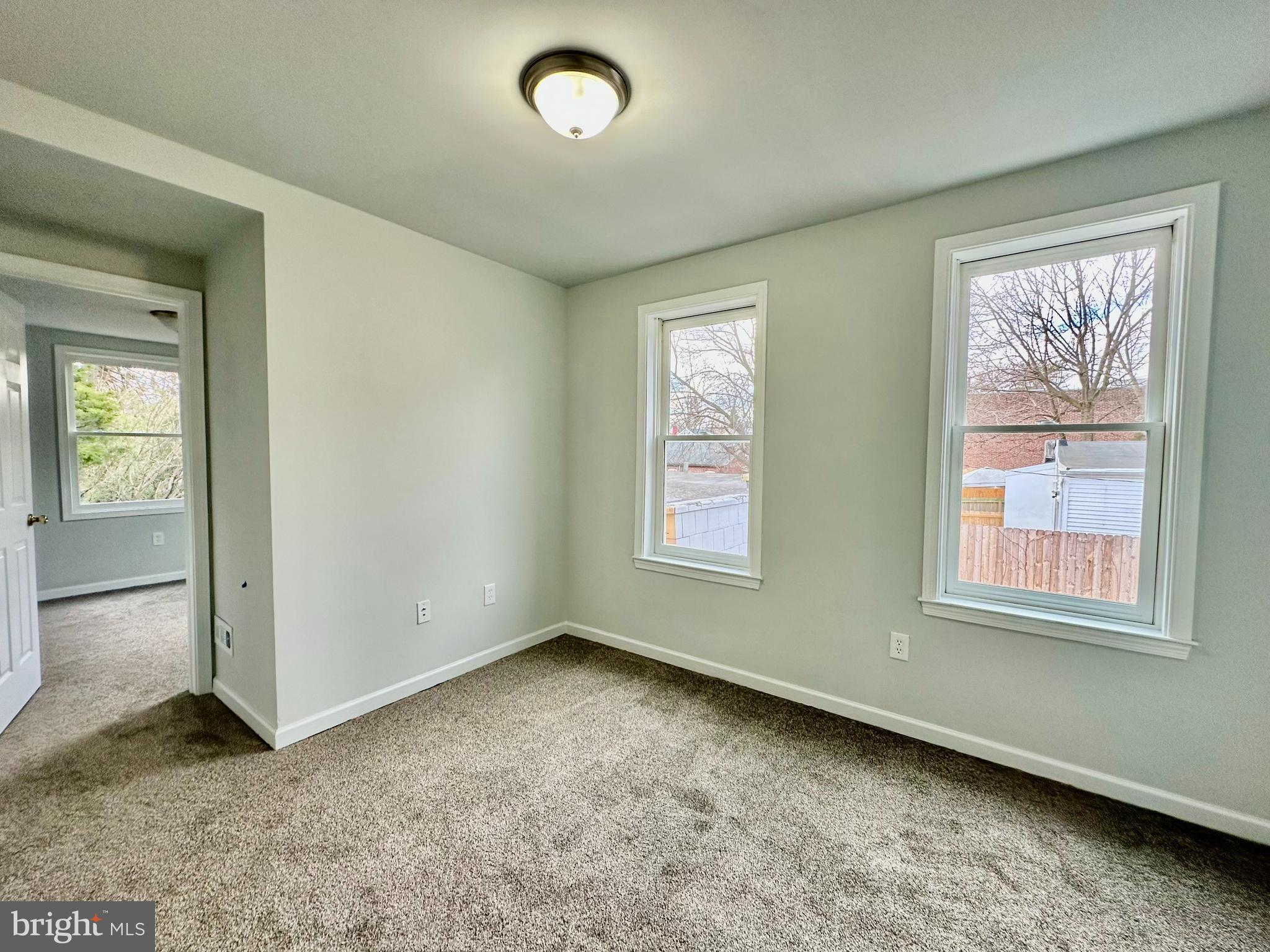 LANCASTER - Residential