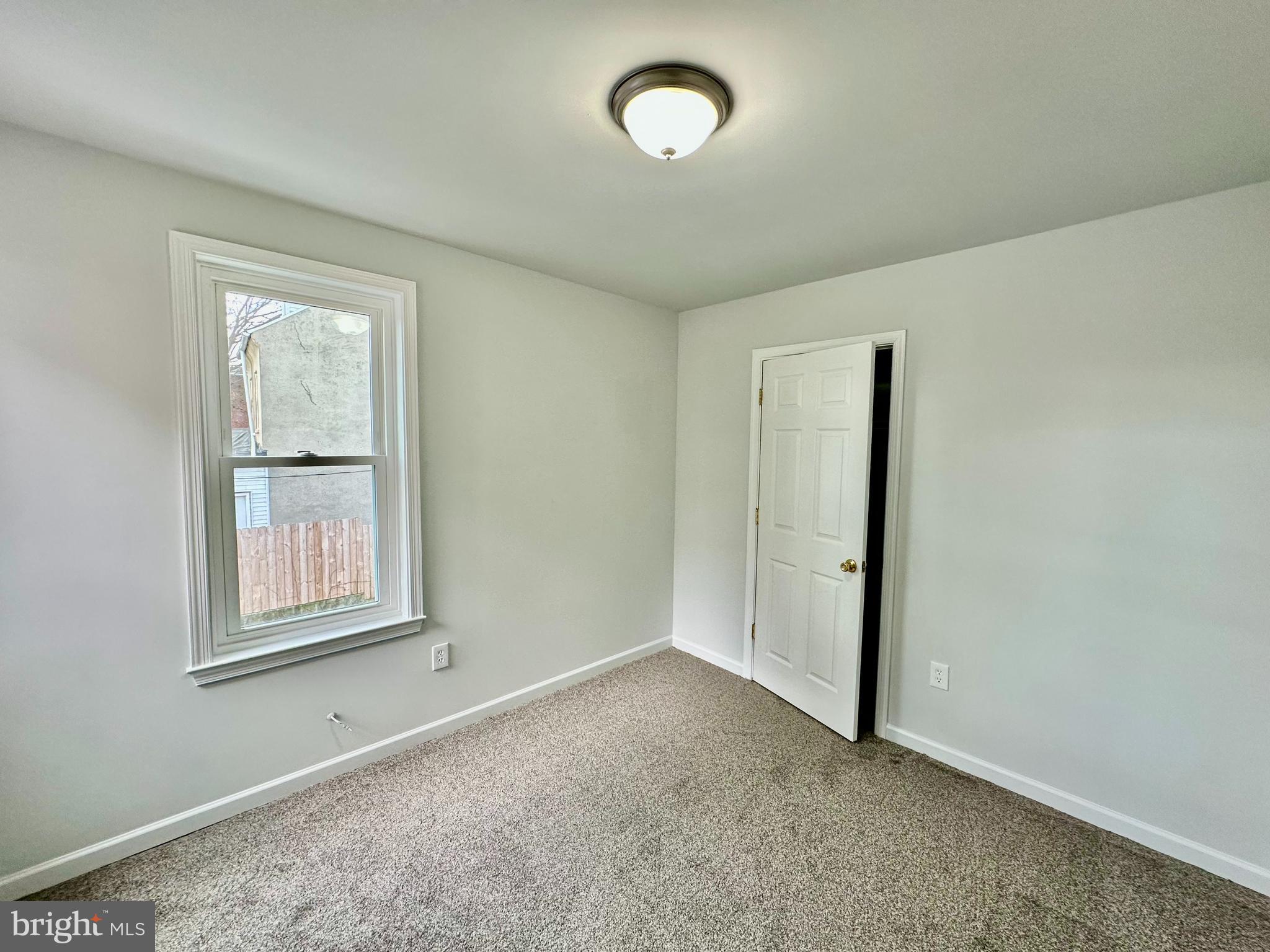 LANCASTER - Residential