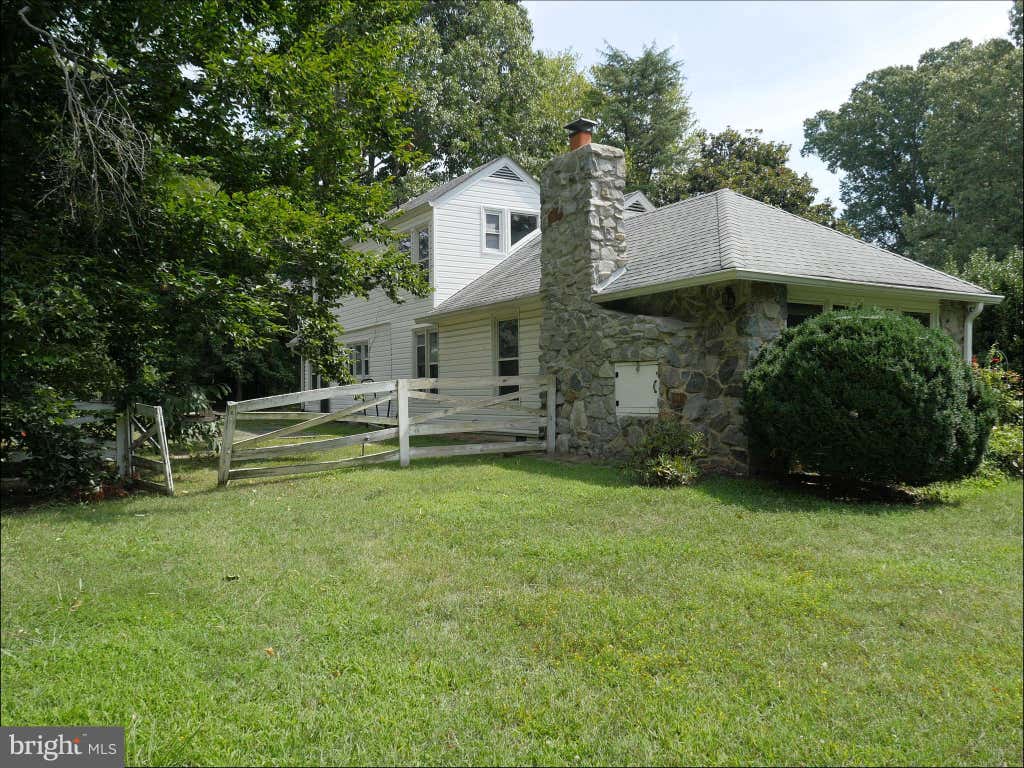 Photo of 8971 Fort Hunt Road, ALEXANDRIA, VA 22308 (MLS # VAFX2332164)