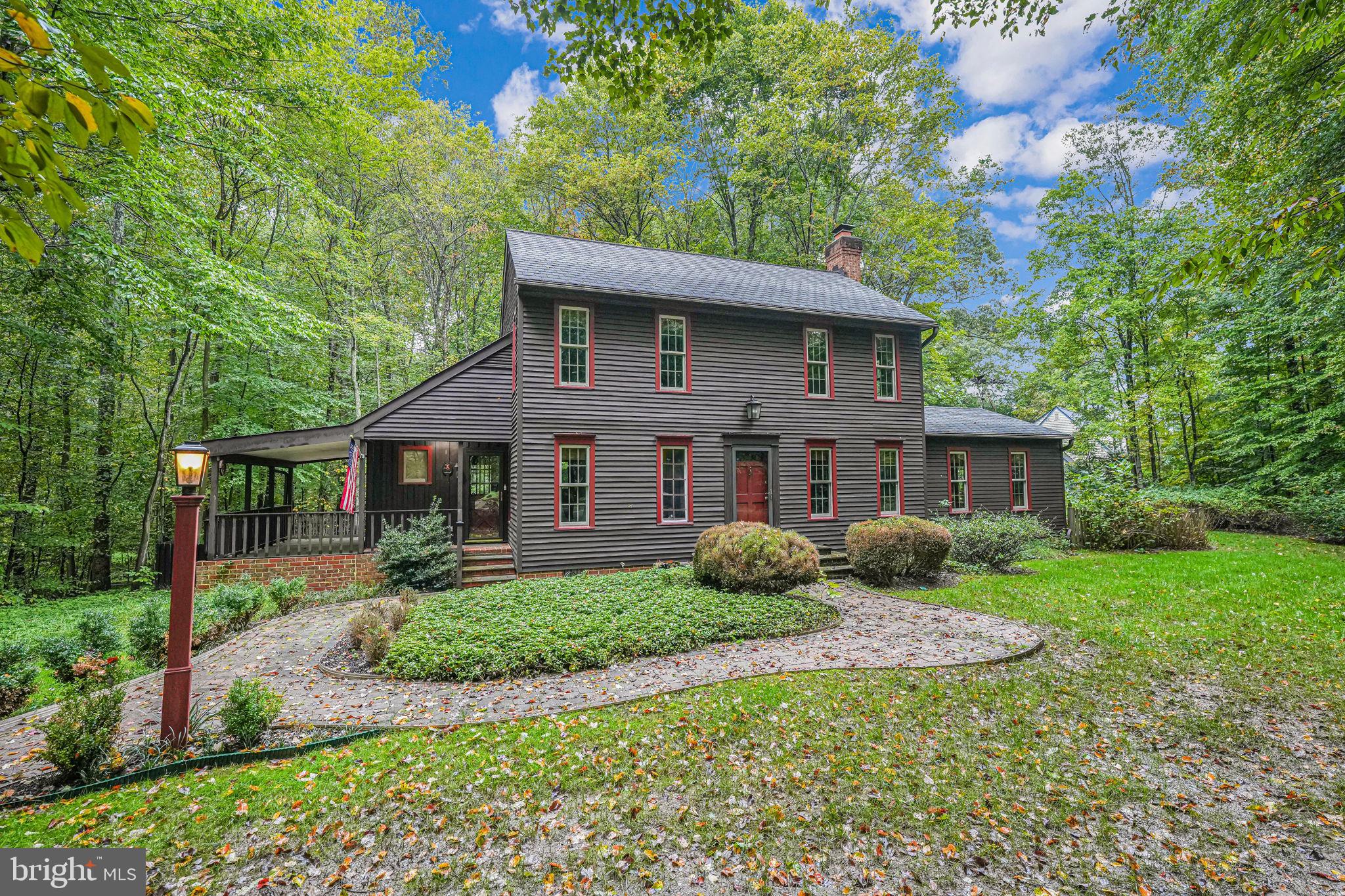 HERITAGE WOODS - Residential