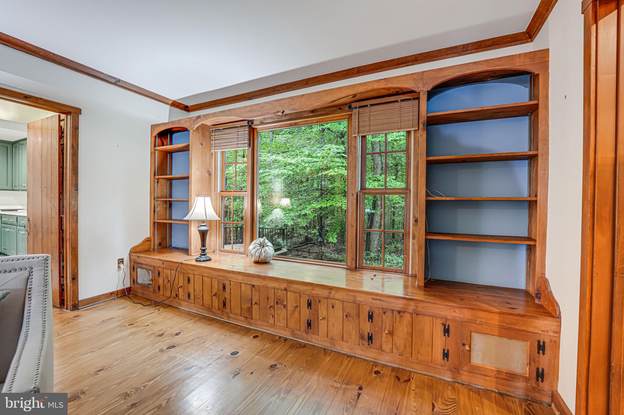 HERITAGE WOODS - Residential