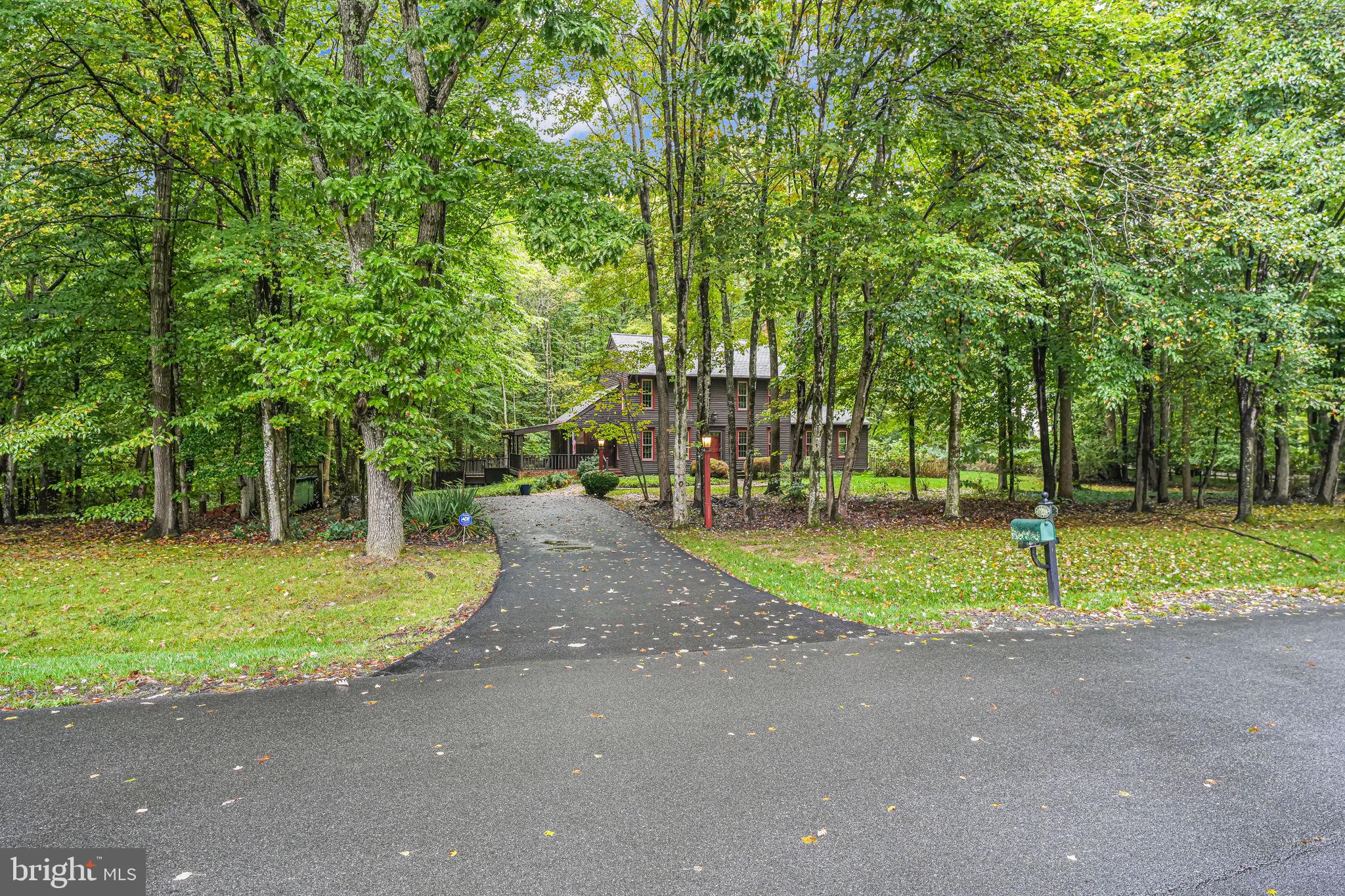 HERITAGE WOODS - Residential