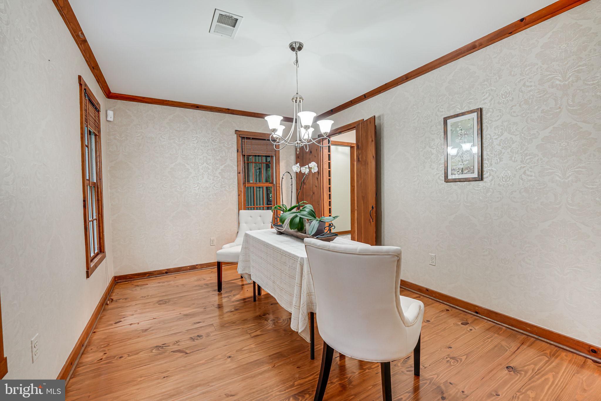 HERITAGE WOODS - Residential