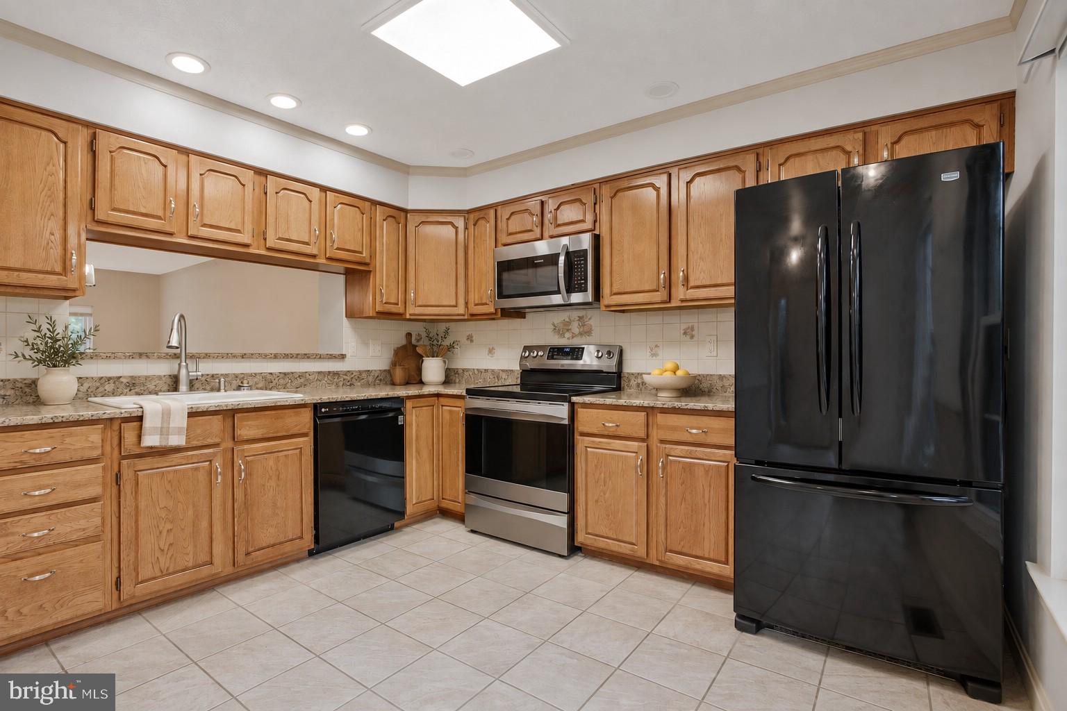 1210 SEMINOLE DRIVE