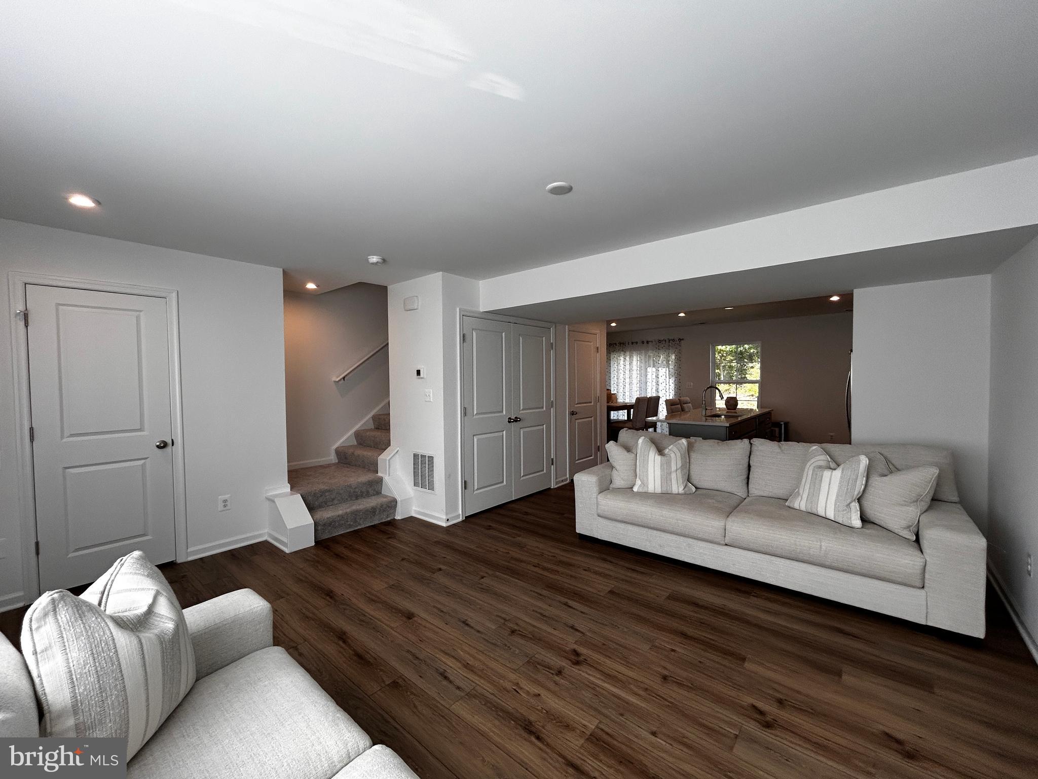 WHISPERING PINES - Residential Lease