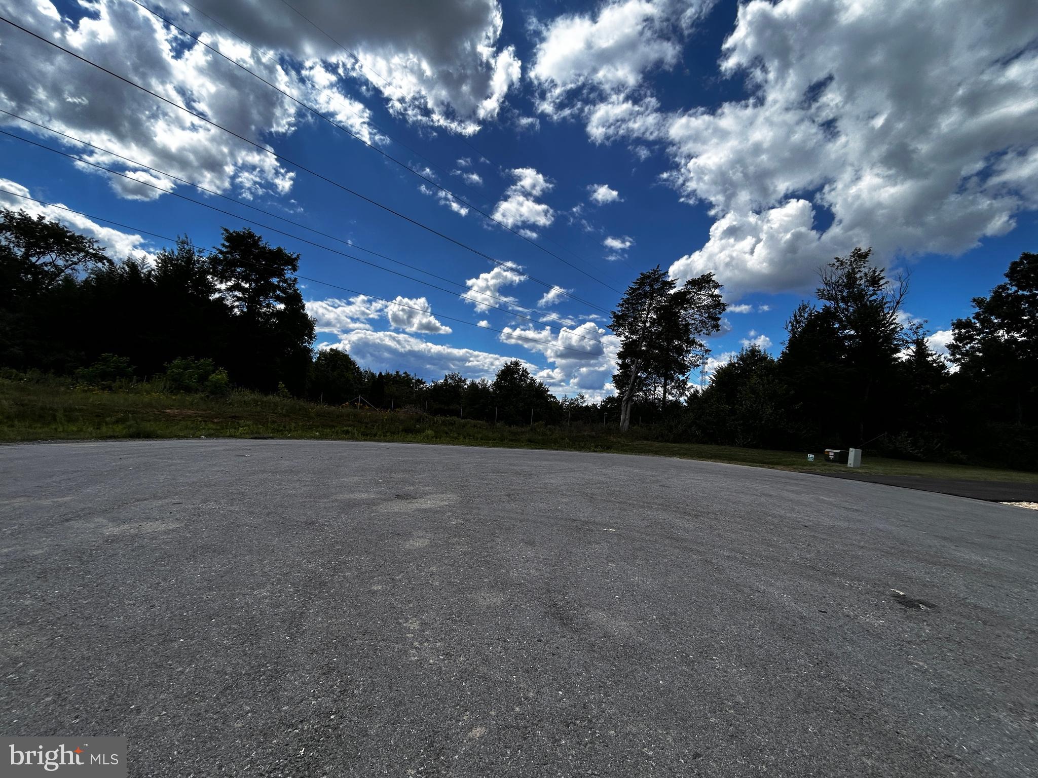 WHISPERING PINES - Residential Lease