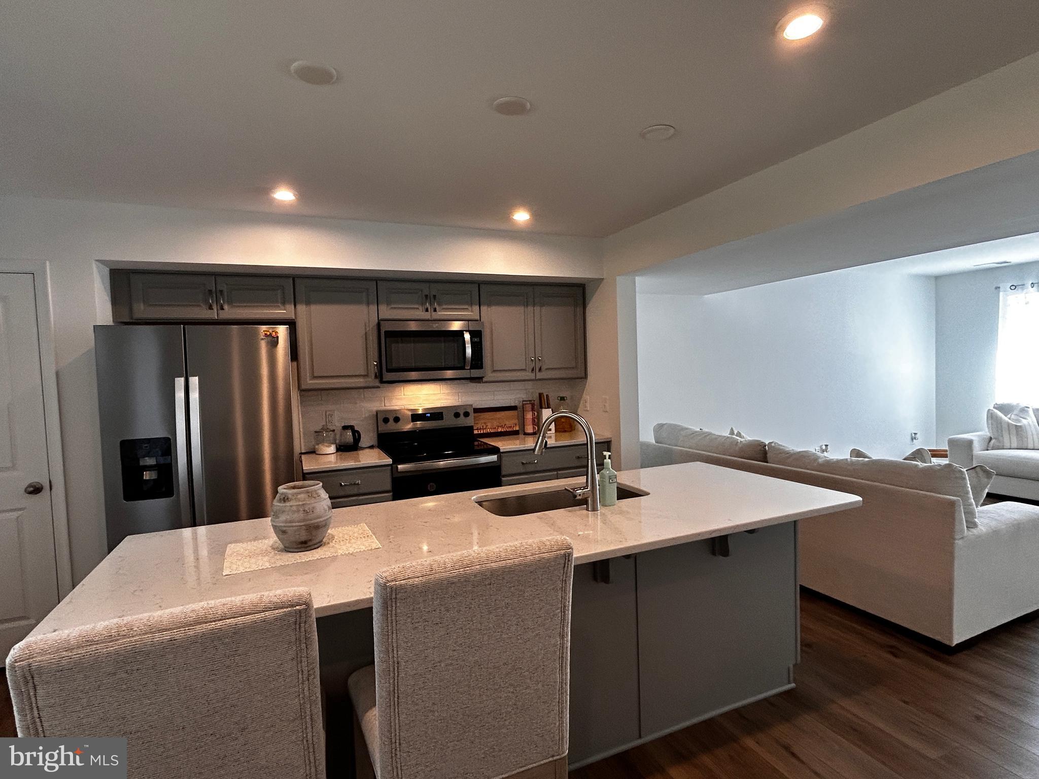 WHISPERING PINES - Residential Lease